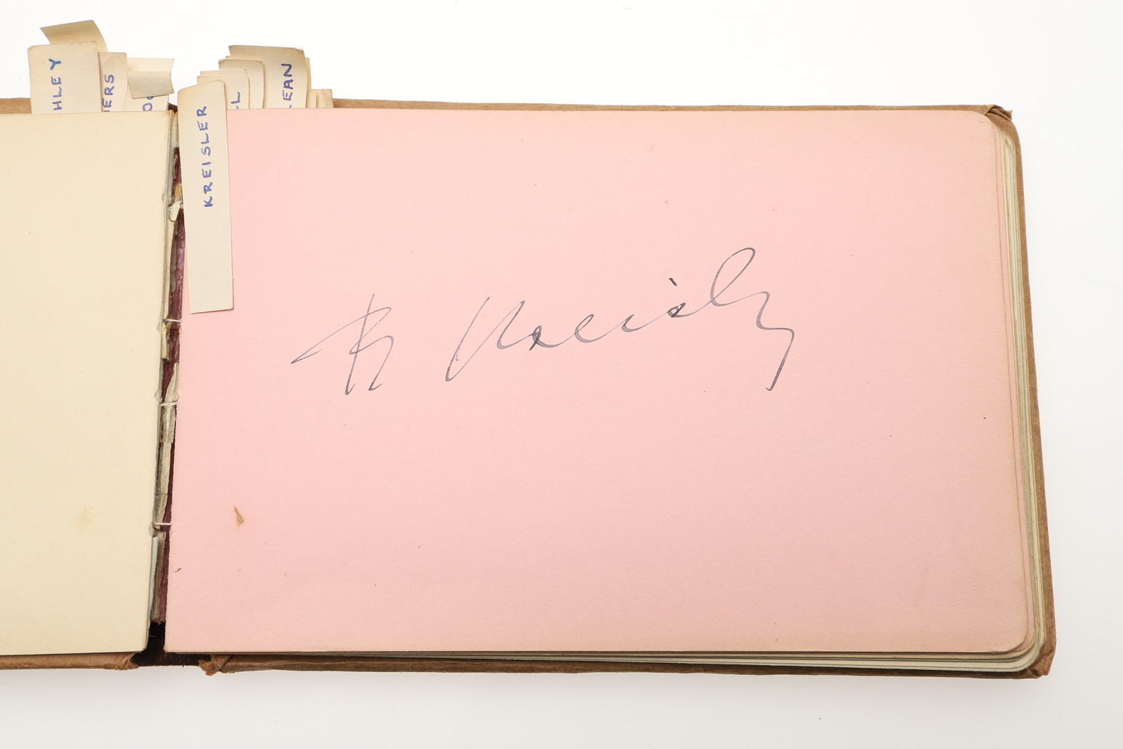 LARGE AUTOGRAPH COLLECTION - WINSTON CHURCHILL & OTHER AUTOGRAPHS. - Image 10 of 63