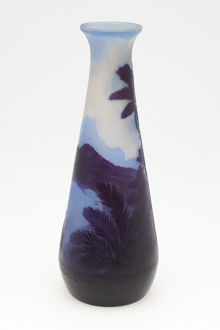 GALLE CAMEO GLASS VASE - RIO DE JANEIRO. - Image 5 of 7