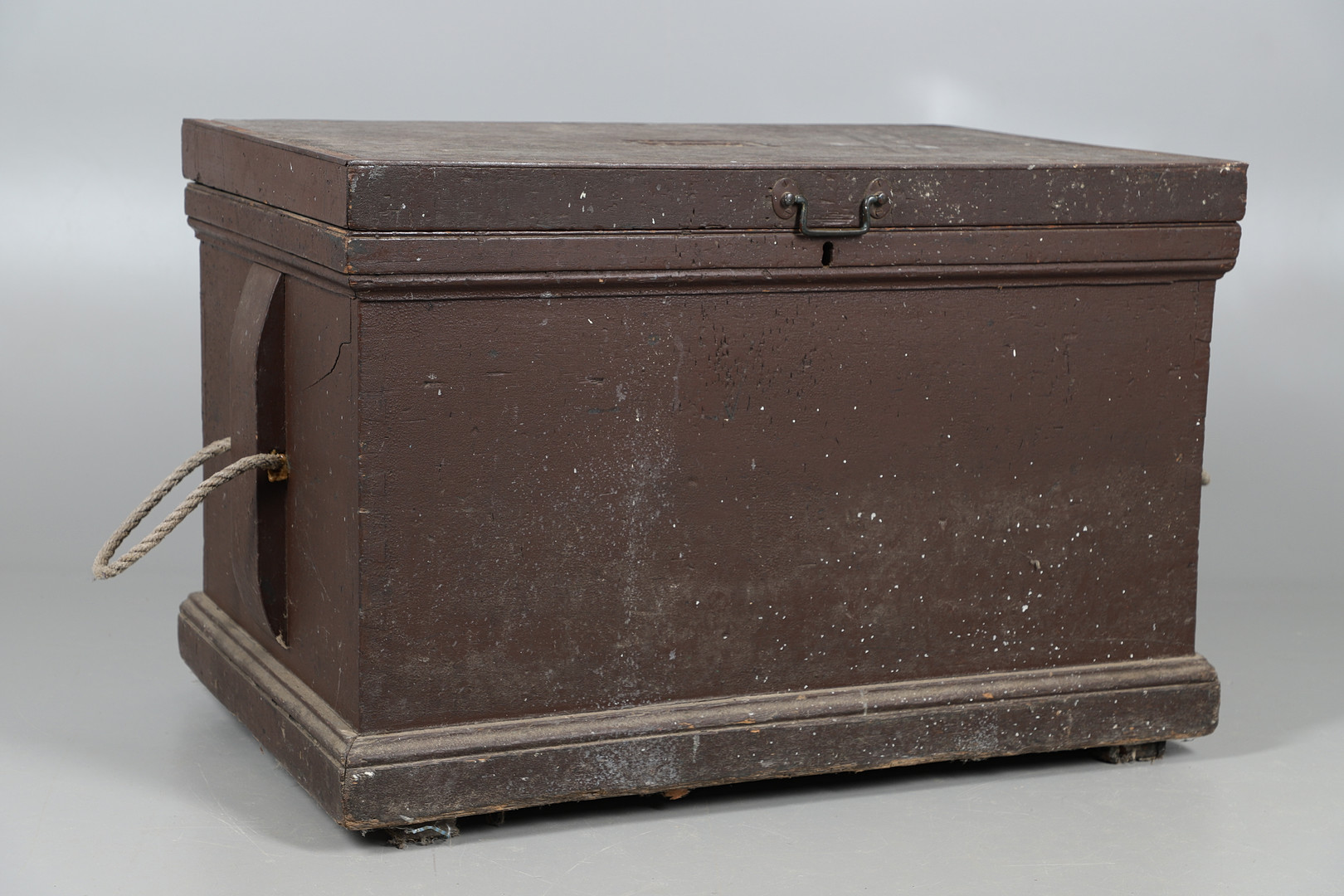 A 19TH CENTURY CABINET MAKER'S TOOL CHEST - Image 3 of 17