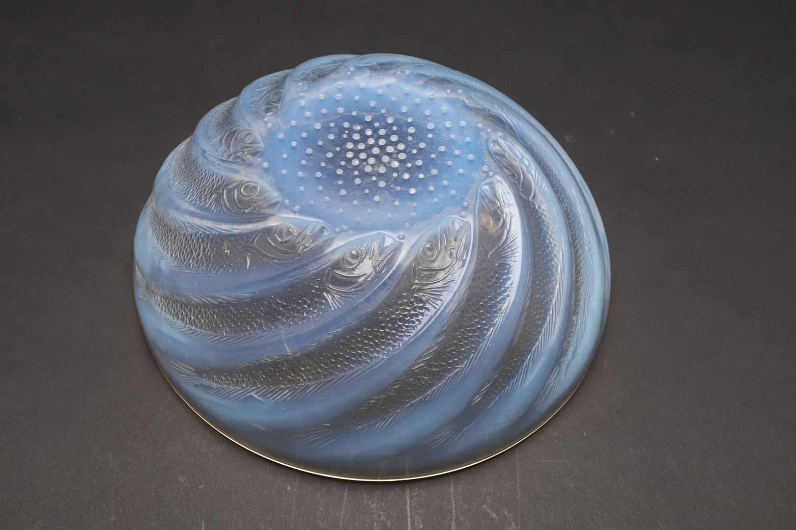 LALIQUE GLASS BOWL 'POISSONS' & COQUILLES PLATE. - Image 9 of 13