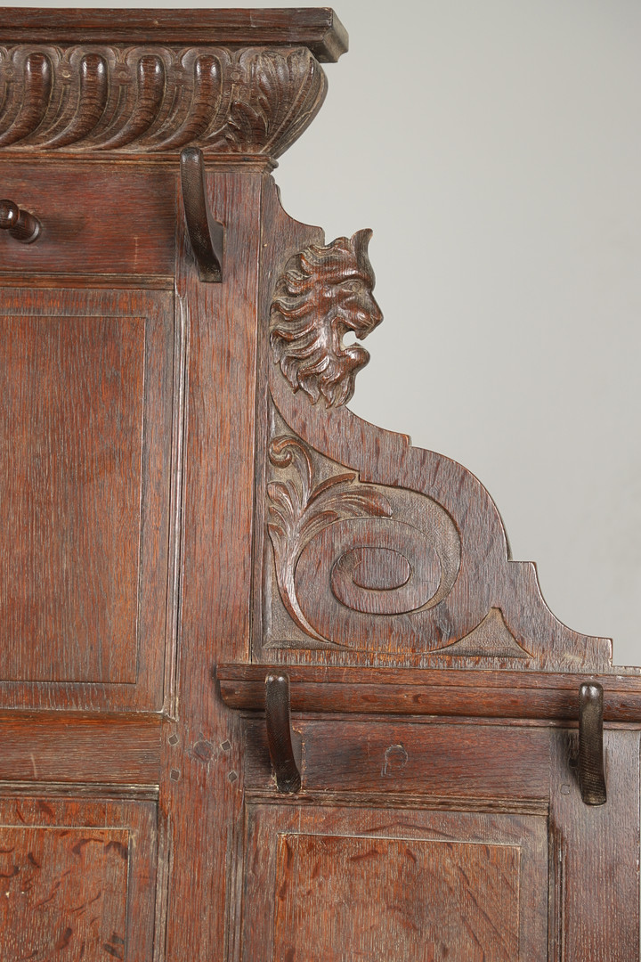 A LARGE CARVED OAK COUNTRY HOUSE HALLSTAND. - Image 7 of 17