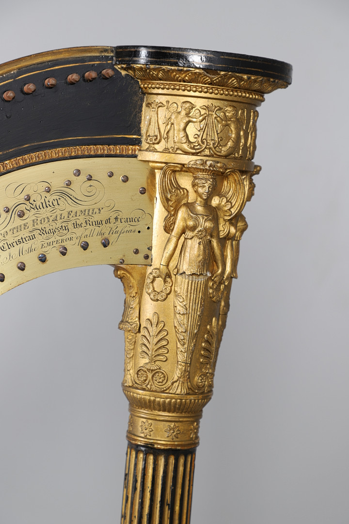 AN EBONISED AND GILTWOOD 'GRECIAN' HARP BY SEBASTIAN ERARDS. - Image 34 of 42