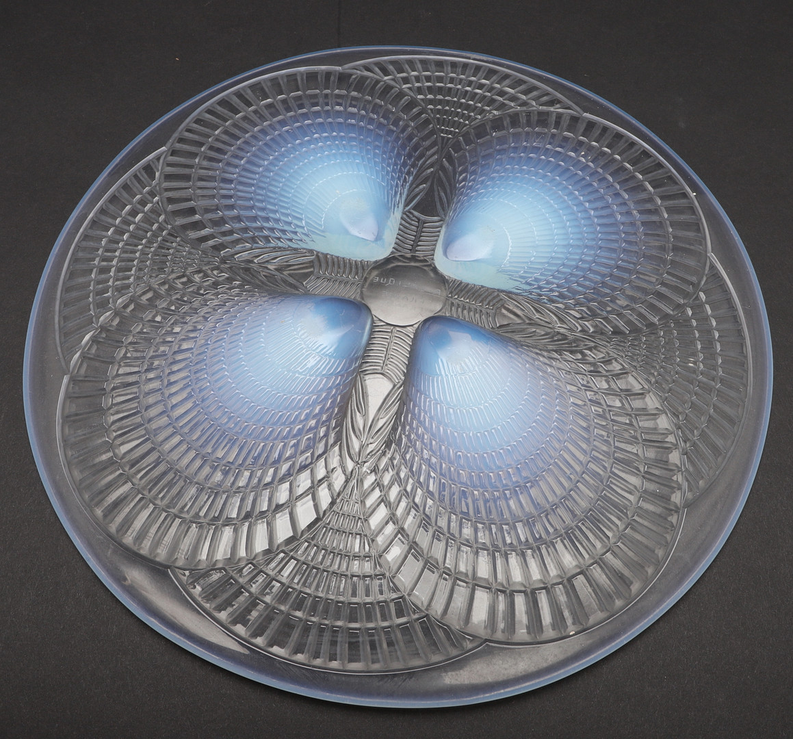 RENE LALIQUE - COQUILLES GLASS PLATE. - Image 3 of 7