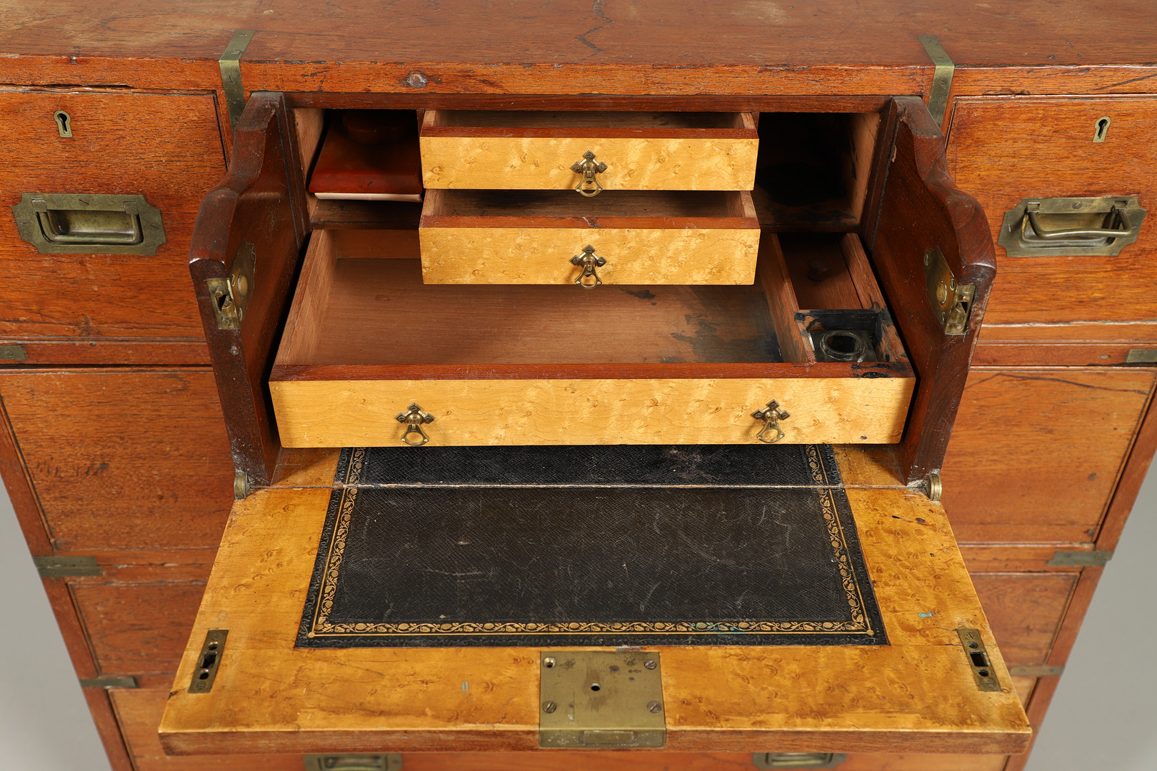 A 19TH CENTURY TEAK CAMPAIGN CHEST. - Image 5 of 13