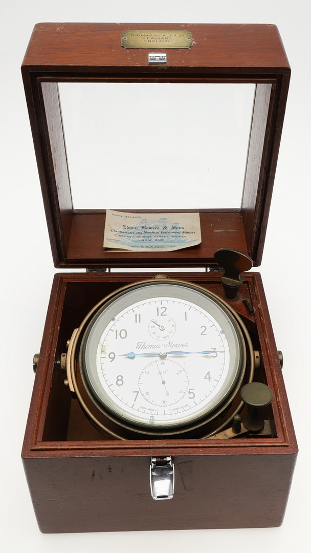AN EARLY 20TH CENTURY TWO DAY MARINE CRONOMETER BY THOMAS MERCER. - Image 2 of 14