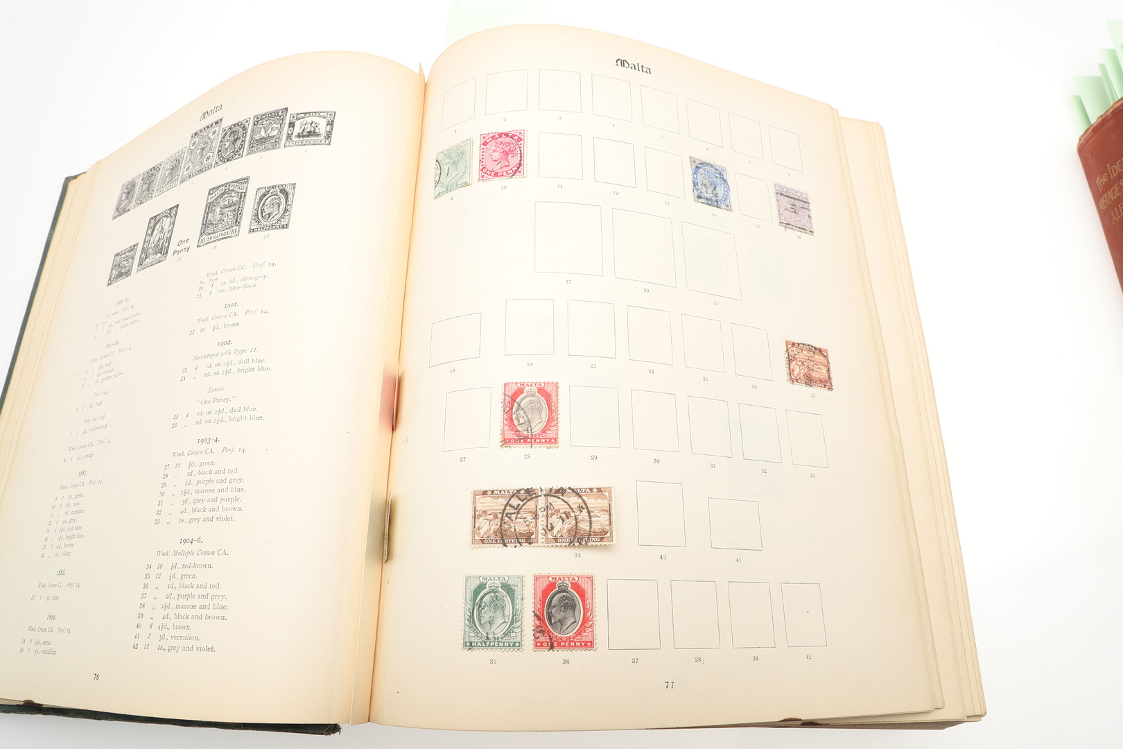 IDEAL & IMPERIAL STAMP ALBUMS. - Bild 13 aus 35