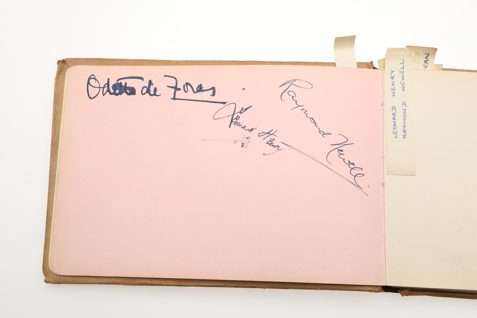 LARGE AUTOGRAPH COLLECTION - WINSTON CHURCHILL & OTHER AUTOGRAPHS. - Image 3 of 63