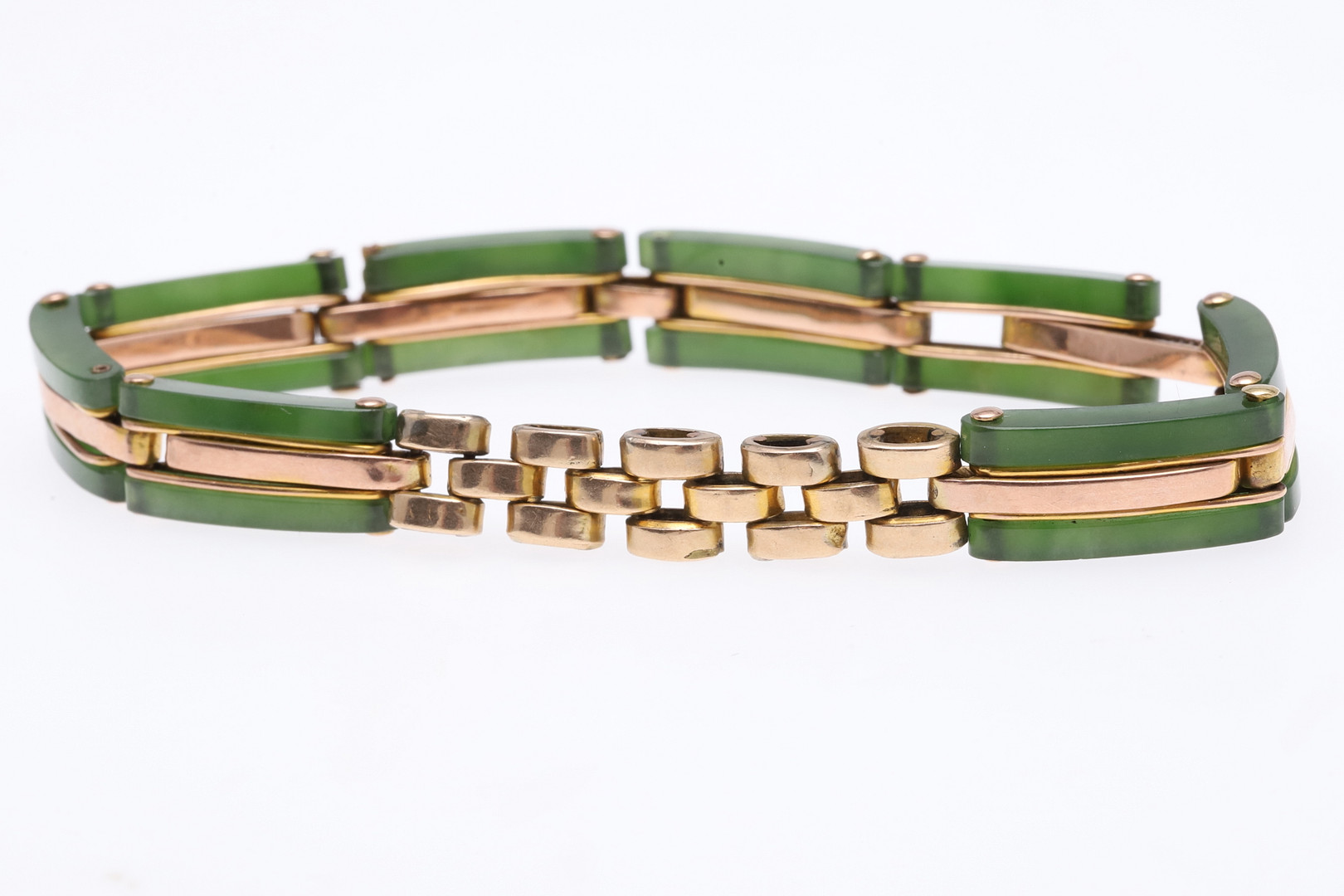 A JADE AND GOLD BRACELET. - Image 4 of 4
