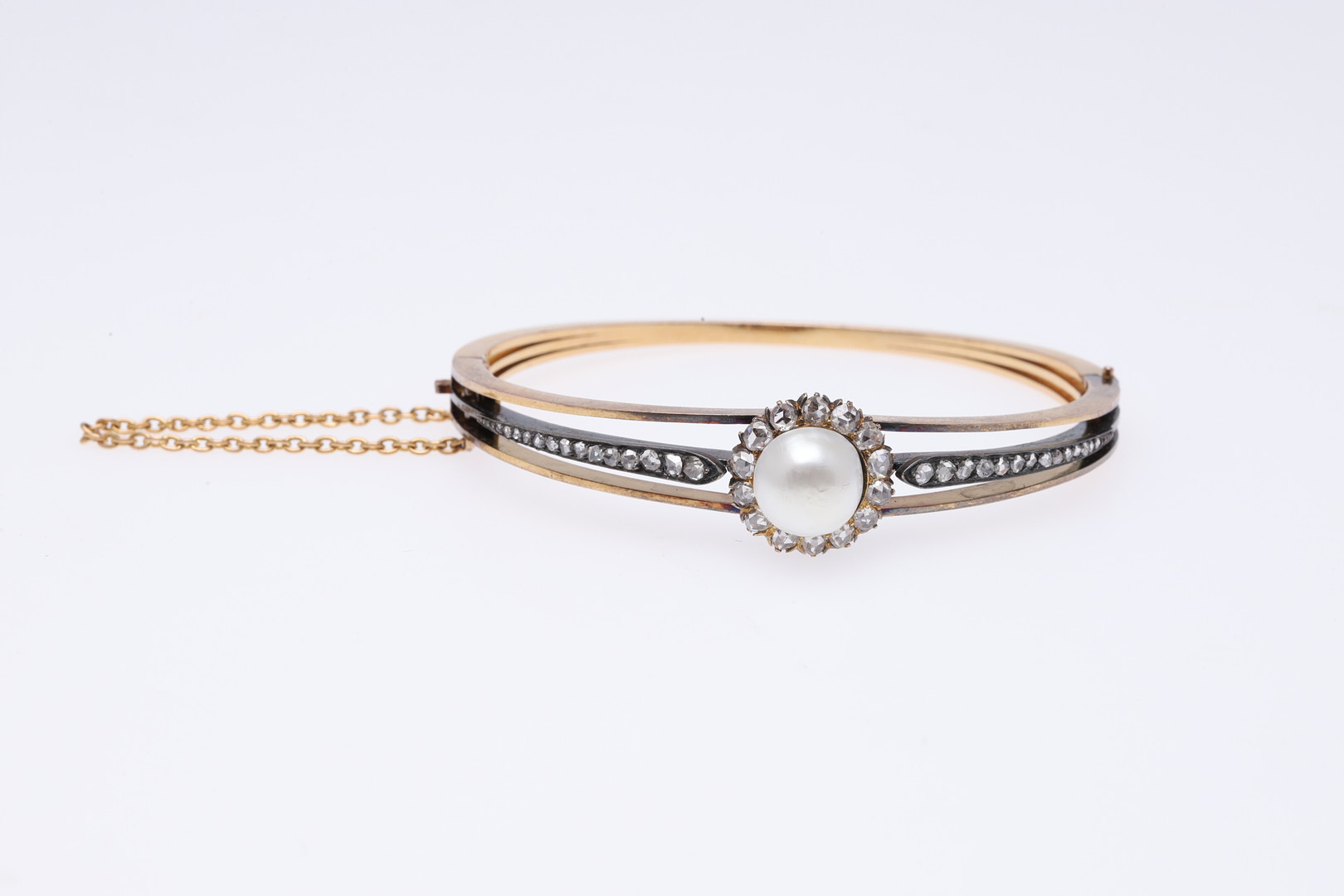 A LATE 19TH CENTURY DIAMOND AND PEARL HALF HINGED BANGLE. - Image 2 of 9