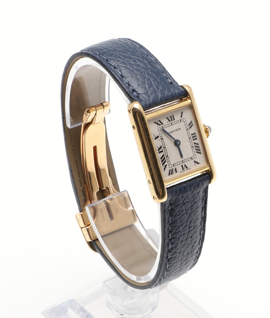 A LADY'S 18CT GOLD TANK WRISTWATCH BY CARTIER. - Image 2 of 7