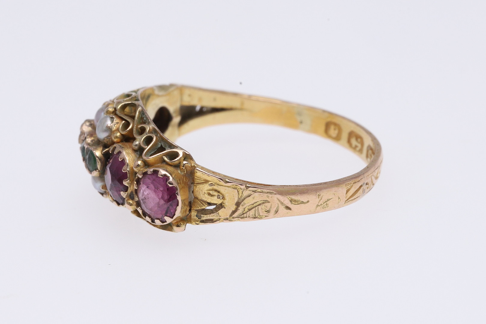 A VICTORIAN GARNET, EMERALD AND PEARL RING. - Image 2 of 5
