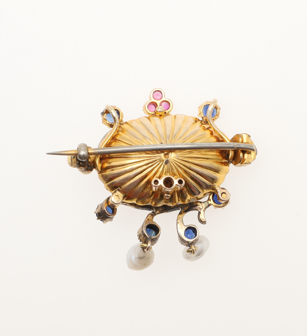 A BLISTER PEARL AND GEM SET BROOCH. - Image 2 of 2