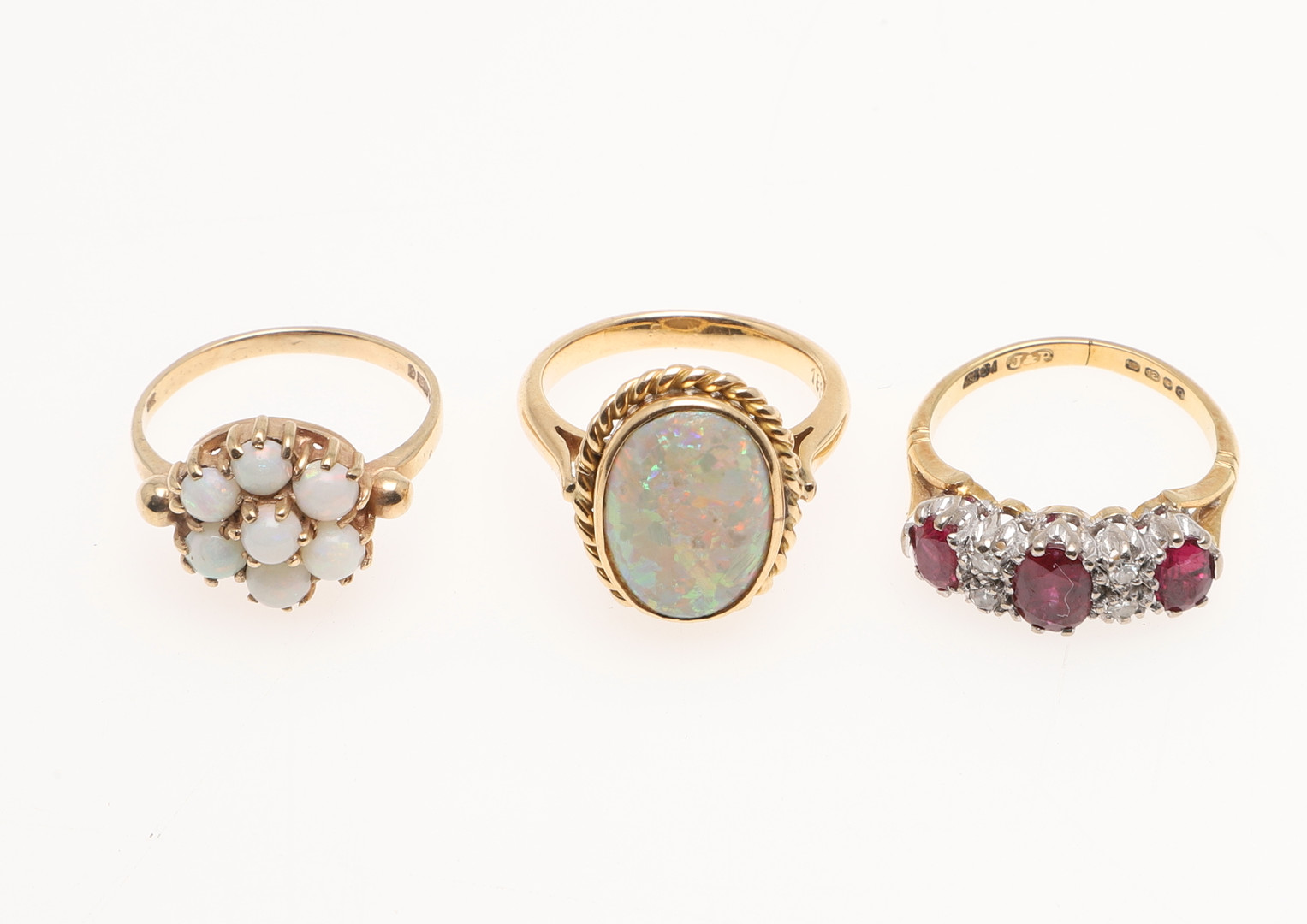 EIGHT ASSORTED RINGS. - Image 5 of 8