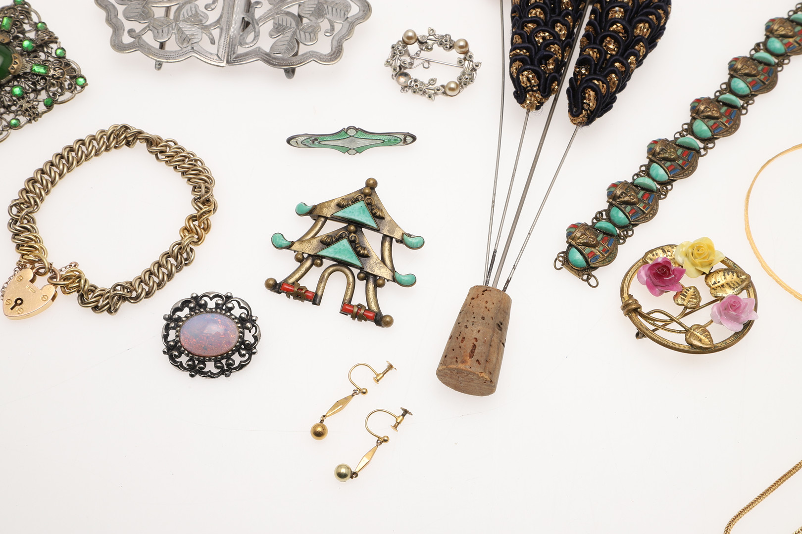 A QUANTITY OF JEWELLERY. - Image 10 of 13