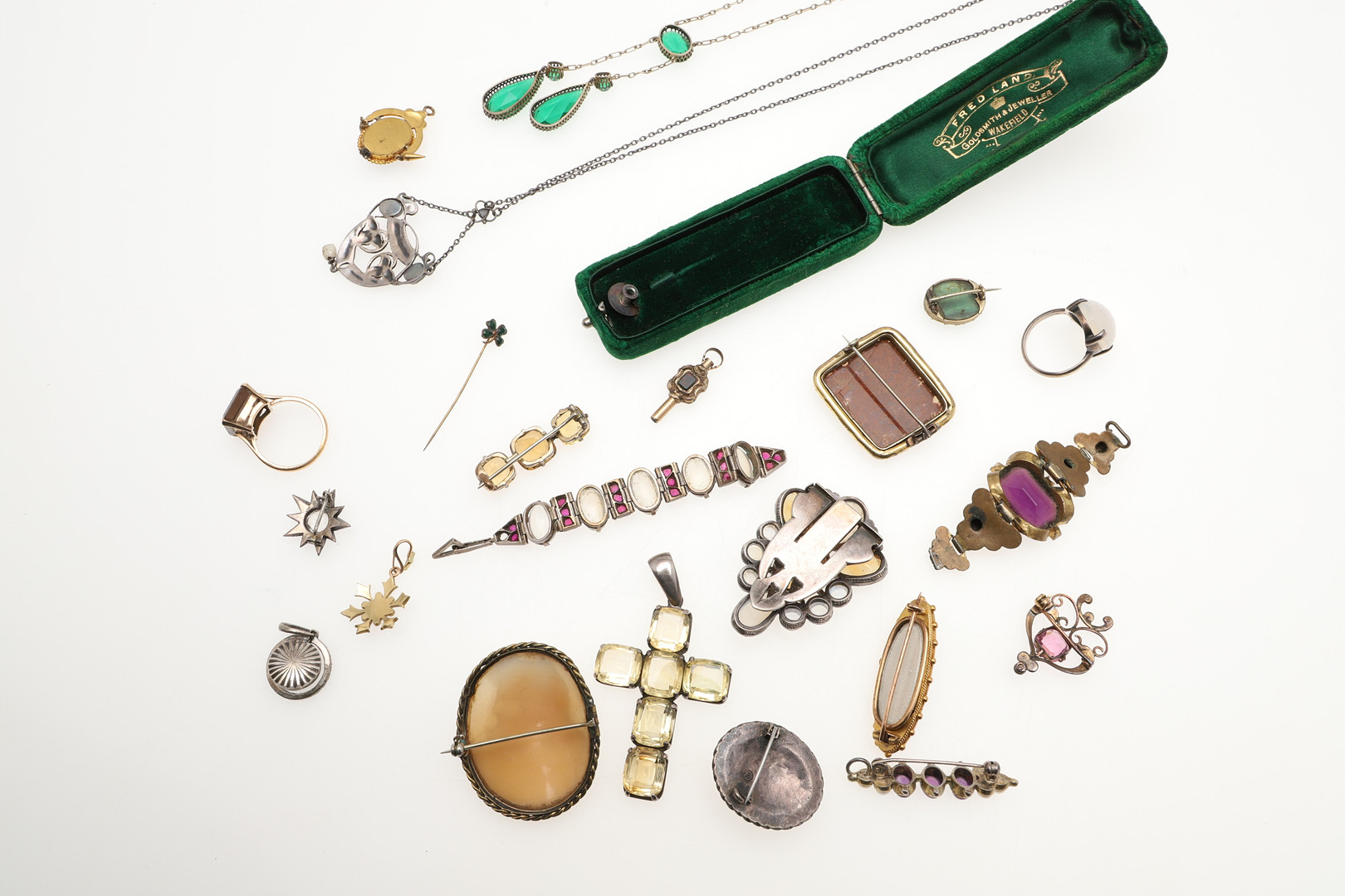 A QUANTITY OF JEWELLERY. - Image 9 of 11