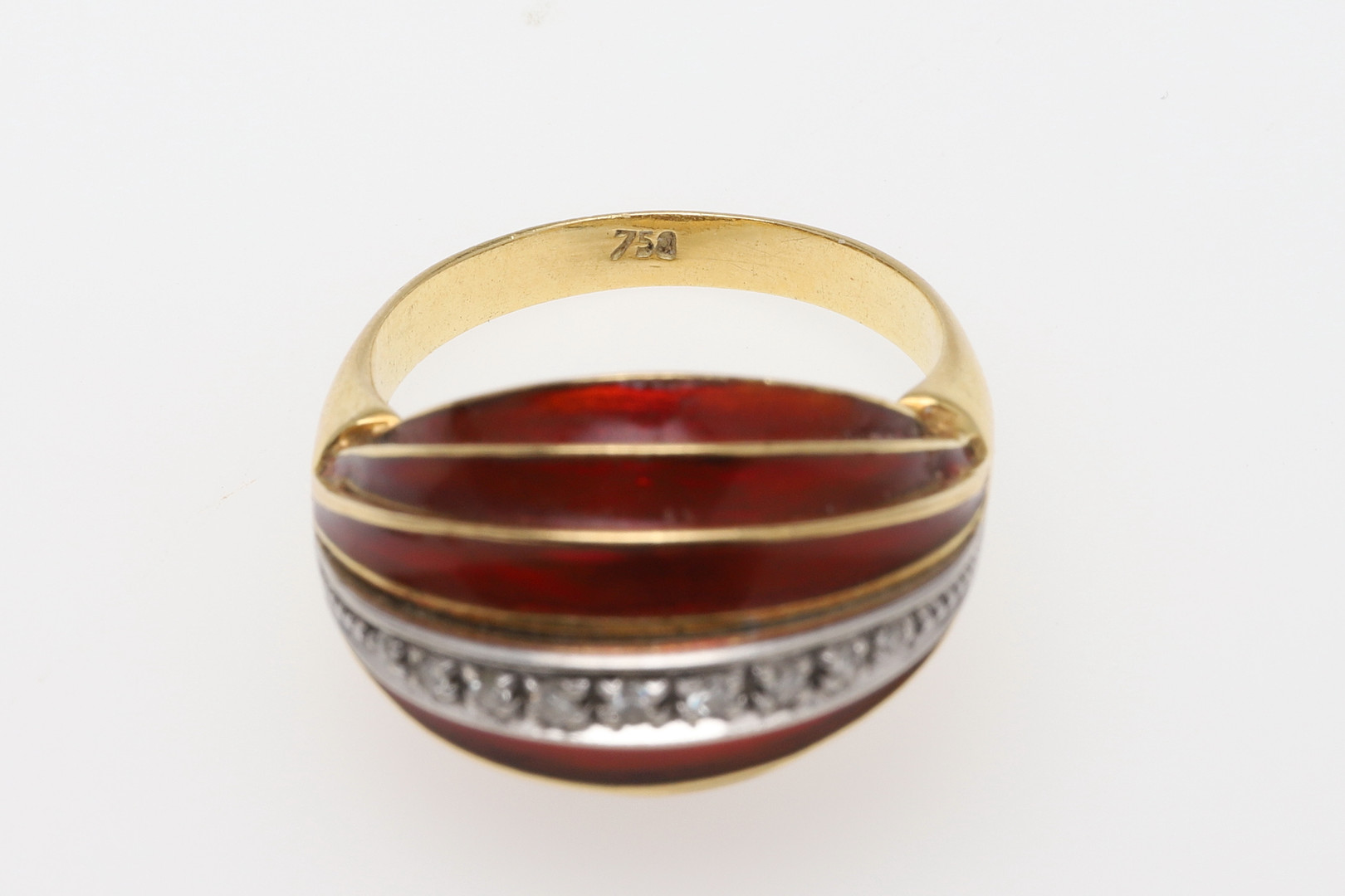 AN ENAMEL AND DIAMOND RING. - Image 5 of 5