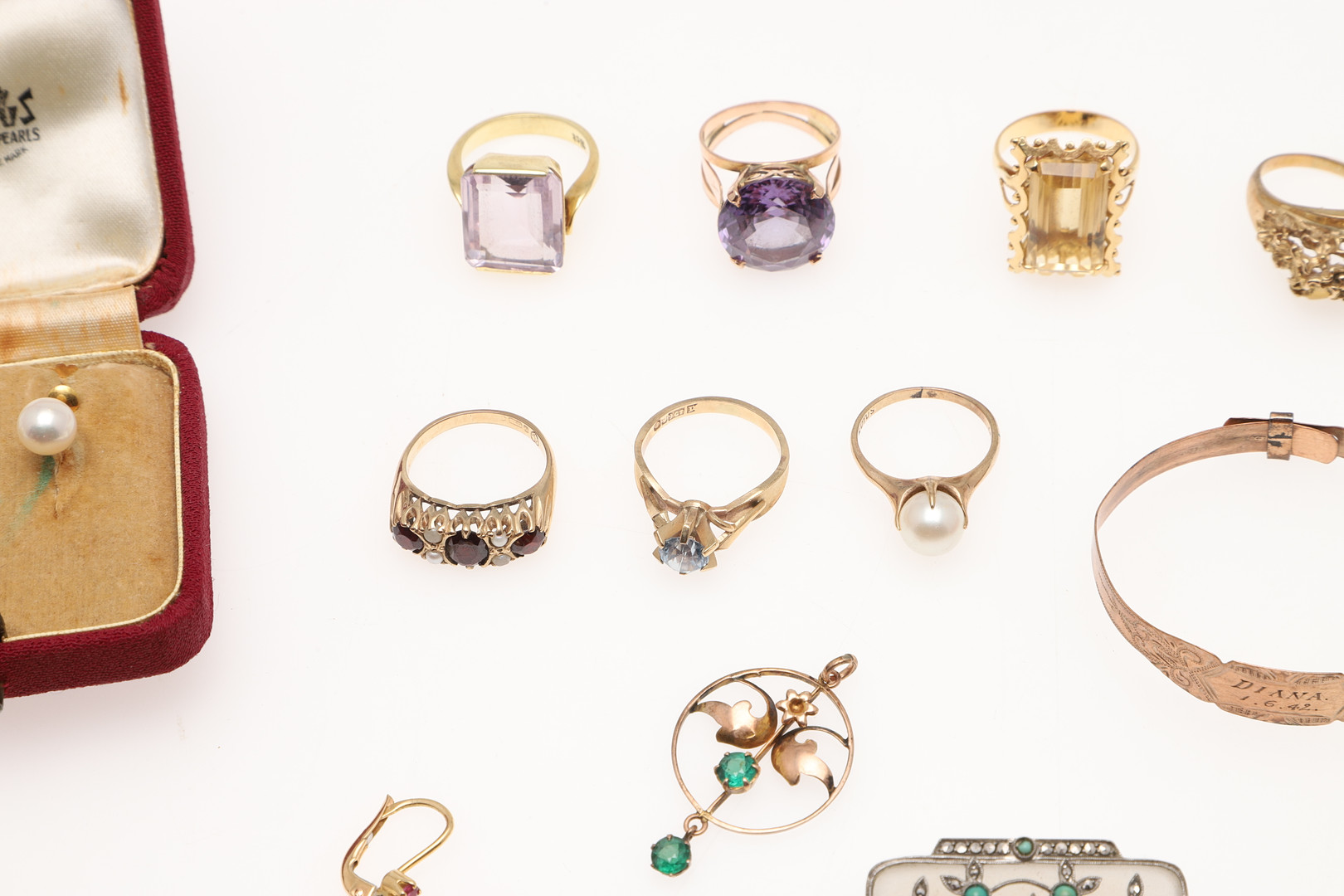 A QUANTITY OF JEWELLERY. - Image 4 of 15