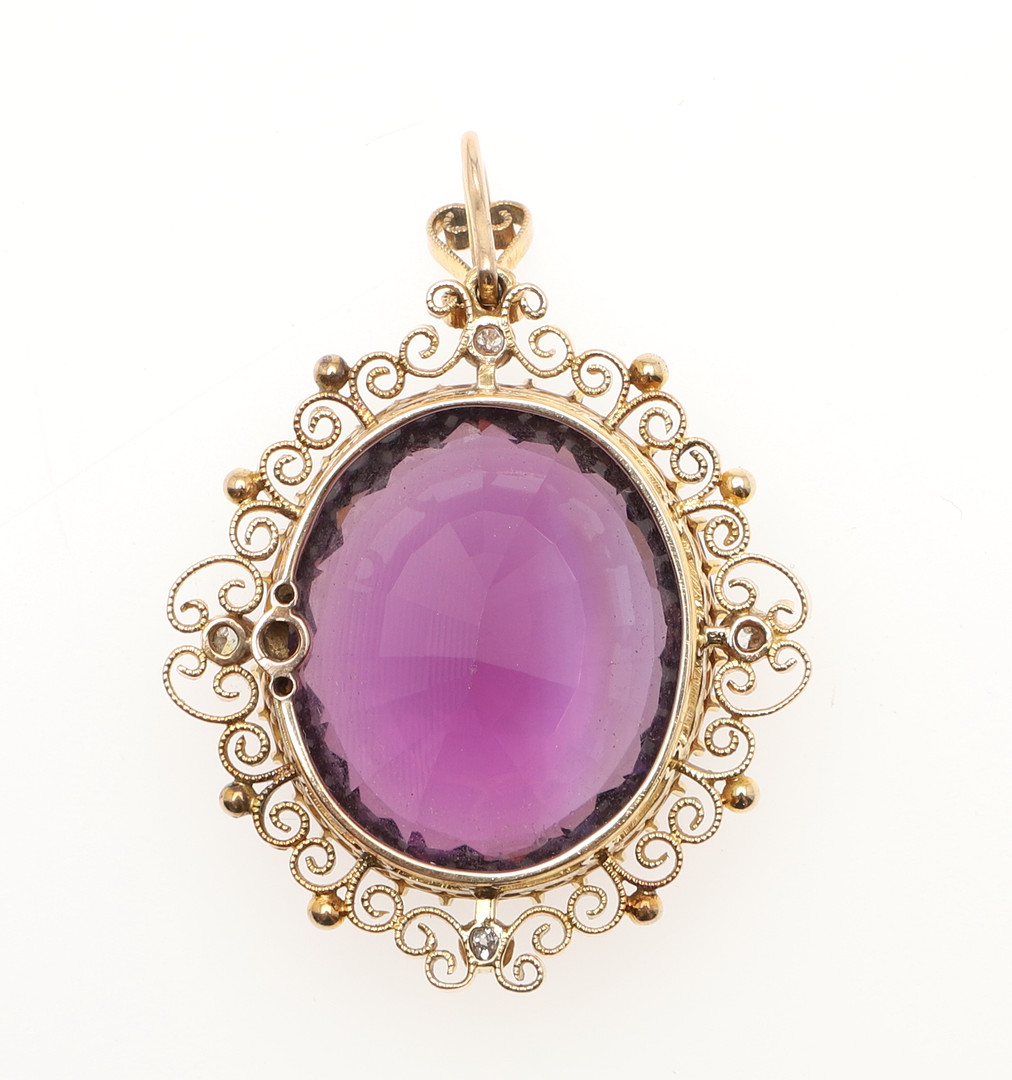 AN AMETHYST AND DIAMOND PENDANT. - Image 2 of 2