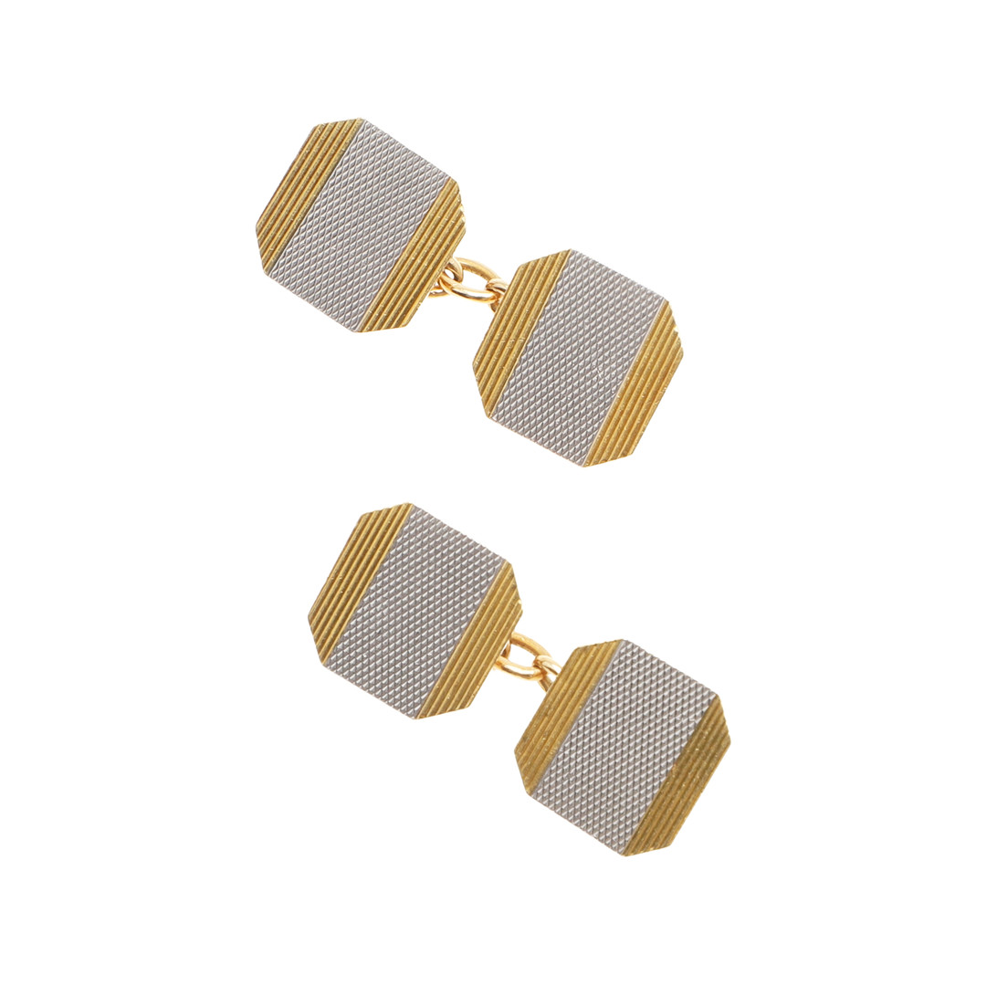 A PAIR OF 18CT GOLD AND PLATINUM CUFFLINKS.