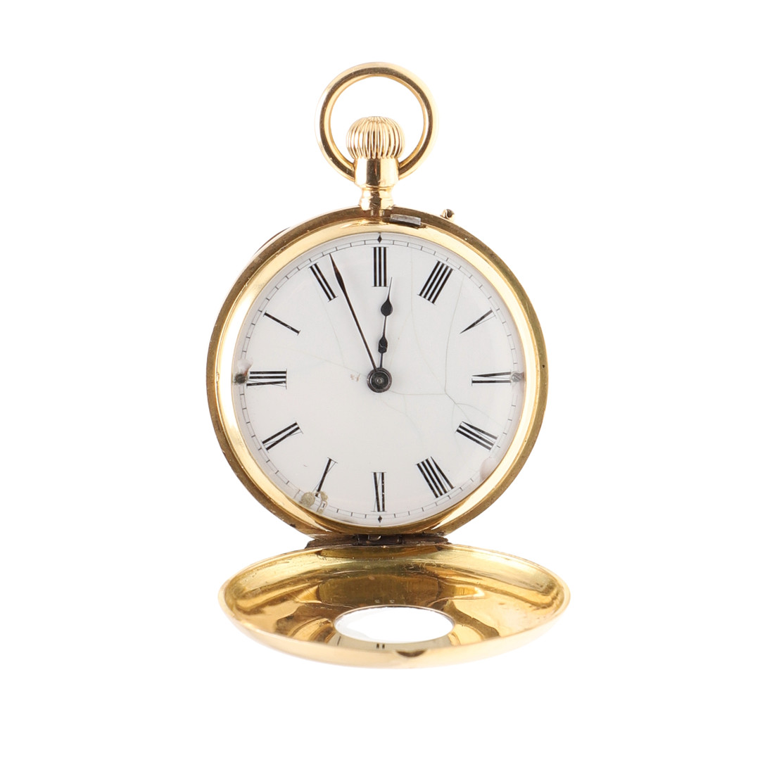 AN 18CT GOLD HALF HUNTING CASED POCKET WATCH.