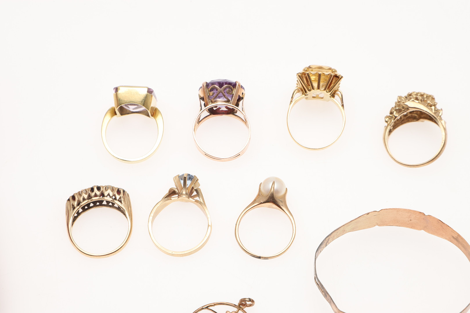 A QUANTITY OF JEWELLERY. - Image 11 of 15