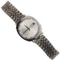 A GENTLEMAN'S STAINLESS STEEL AUTOMATIC SPORTSMATIC WRISTWATCH BY SEIKO.