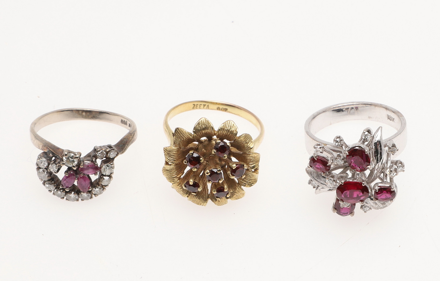 EIGHT ASSORTED RINGS. - Image 3 of 8