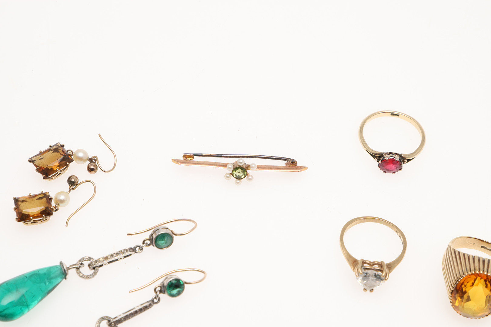 A QUANTITY OF JEWELLERY. - Image 8 of 18