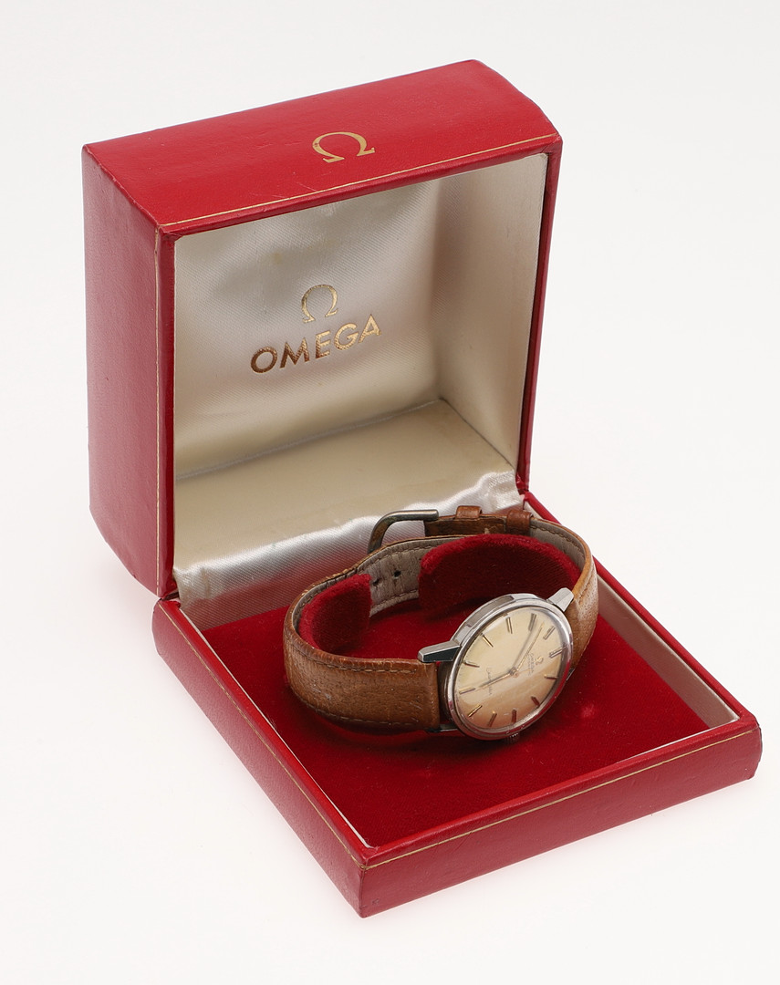 A GENTLEMAN'S AUTOMATIC SEAMASTER WRISTWATCH BY OMEGA. - Image 4 of 5