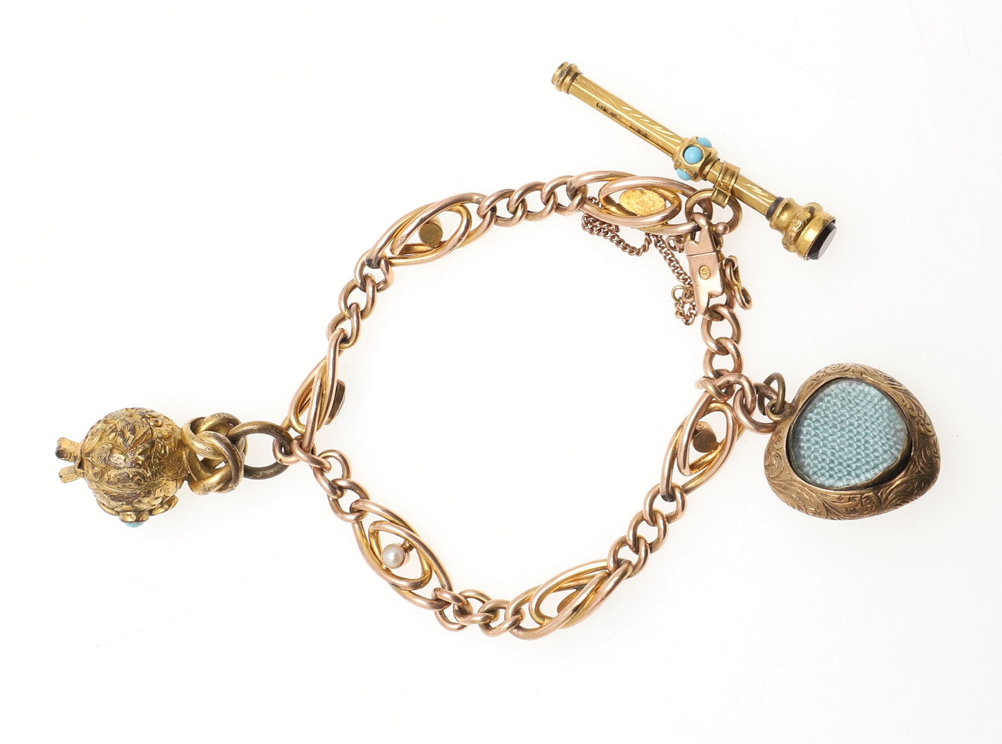 AN EDWARDIAN 9CT GOLD, TURQUOISE AND PEARL SET BRACELET. - Image 4 of 4