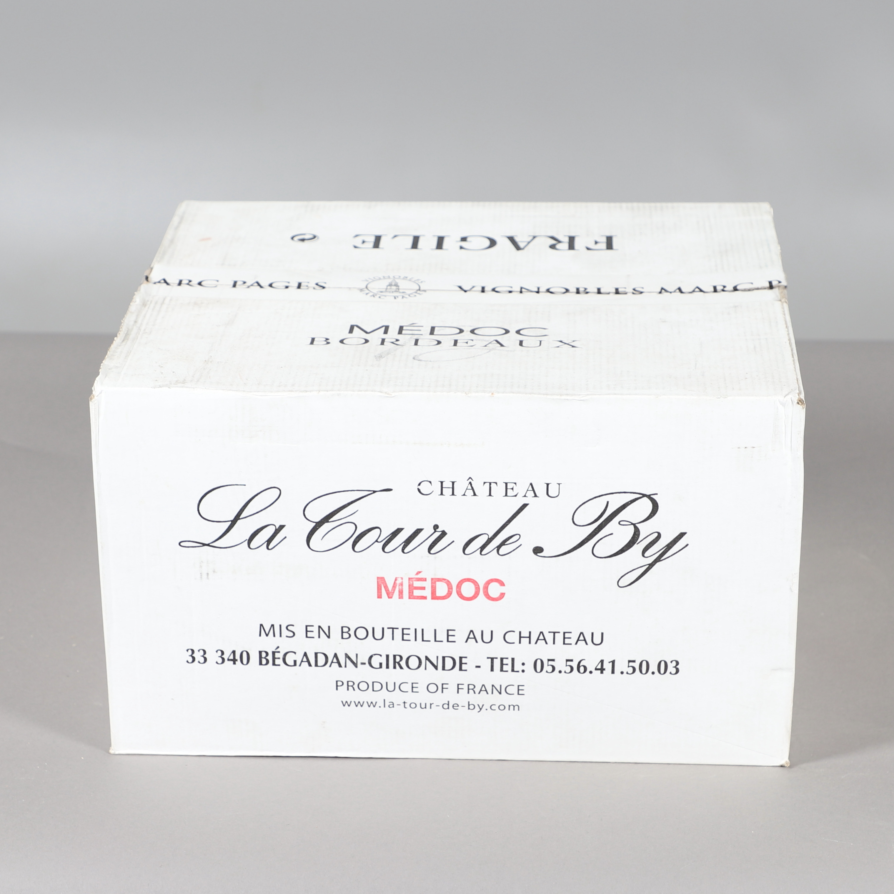 GRAND VIN BORDEAUX, CHATEAU LA TOUR DE BY MEDOC - CASED.