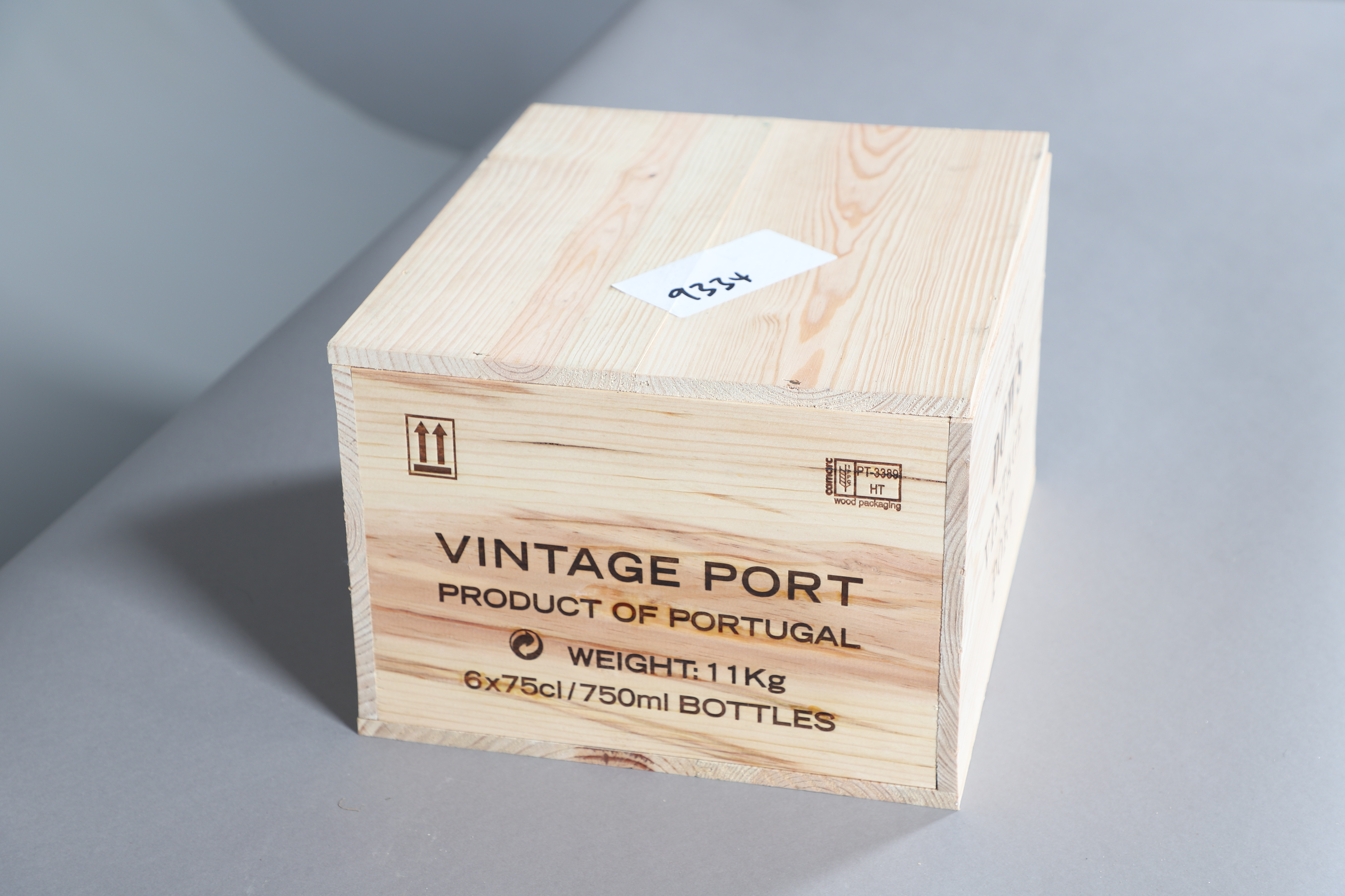 DOW'S VINTAGE PORT - CASED. - Image 3 of 4