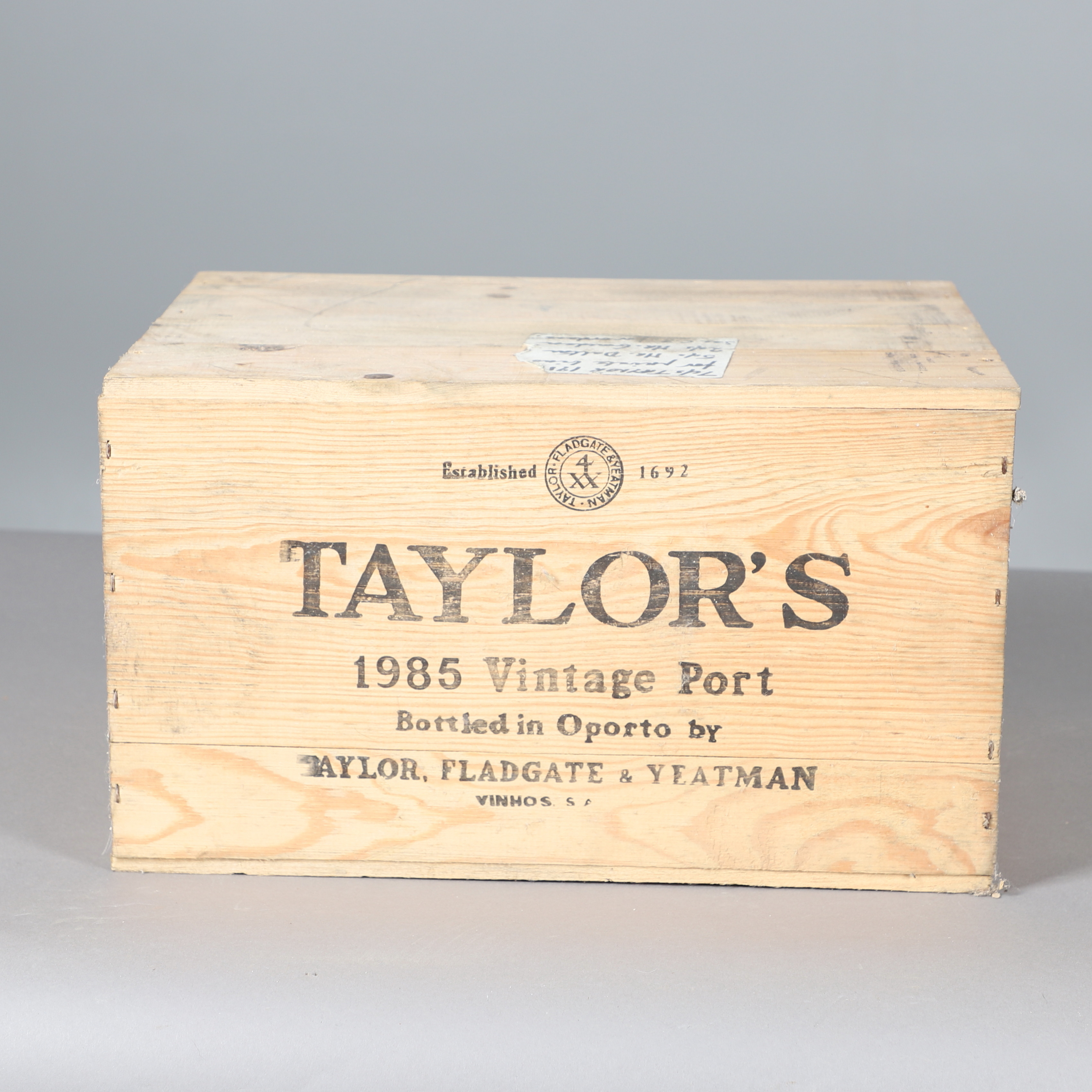 TAYLORS VINTAGE PORT - 1985.