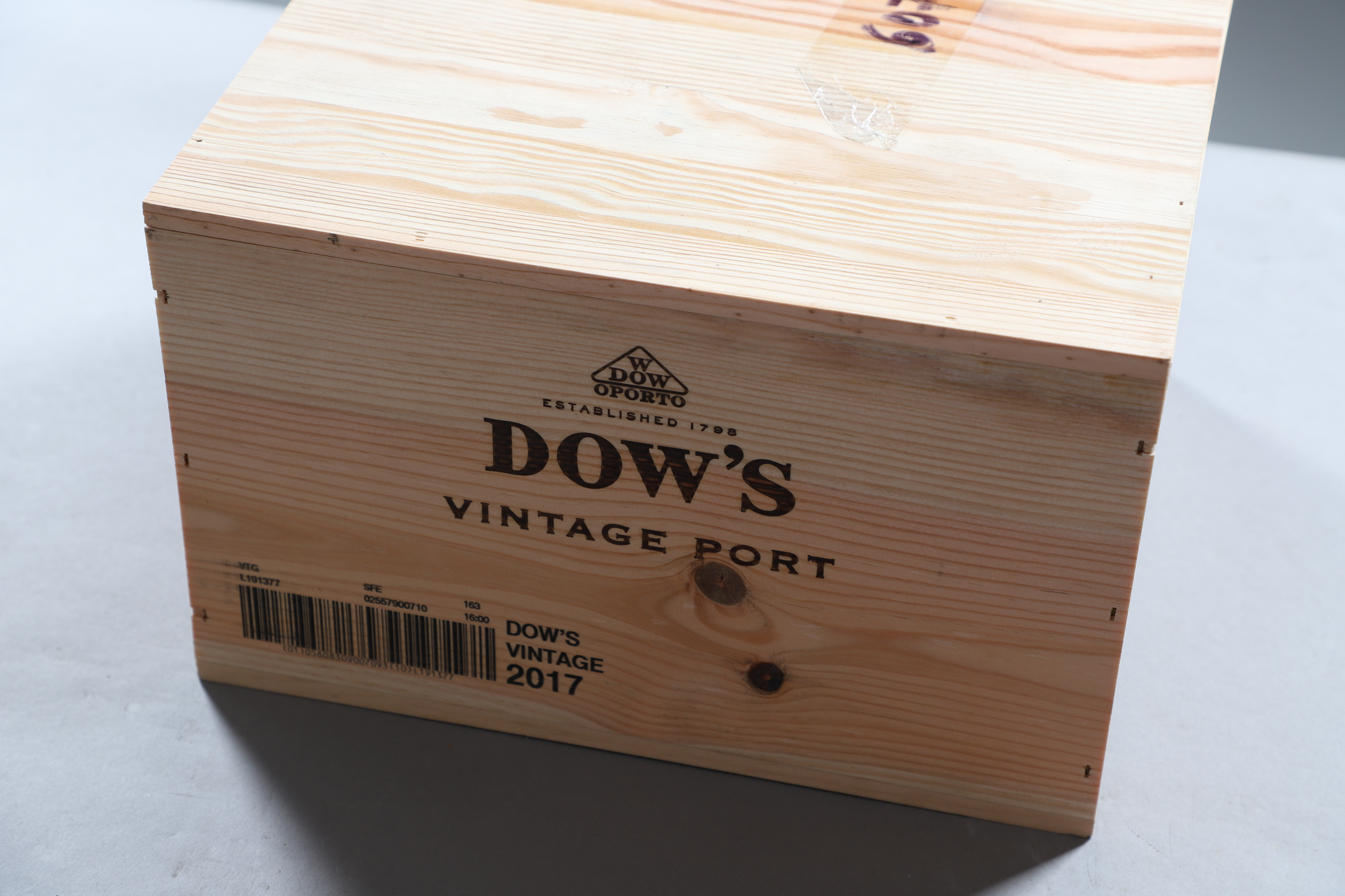 DOW'S VINTAGE PORT 2017 - CASED. - Image 4 of 4