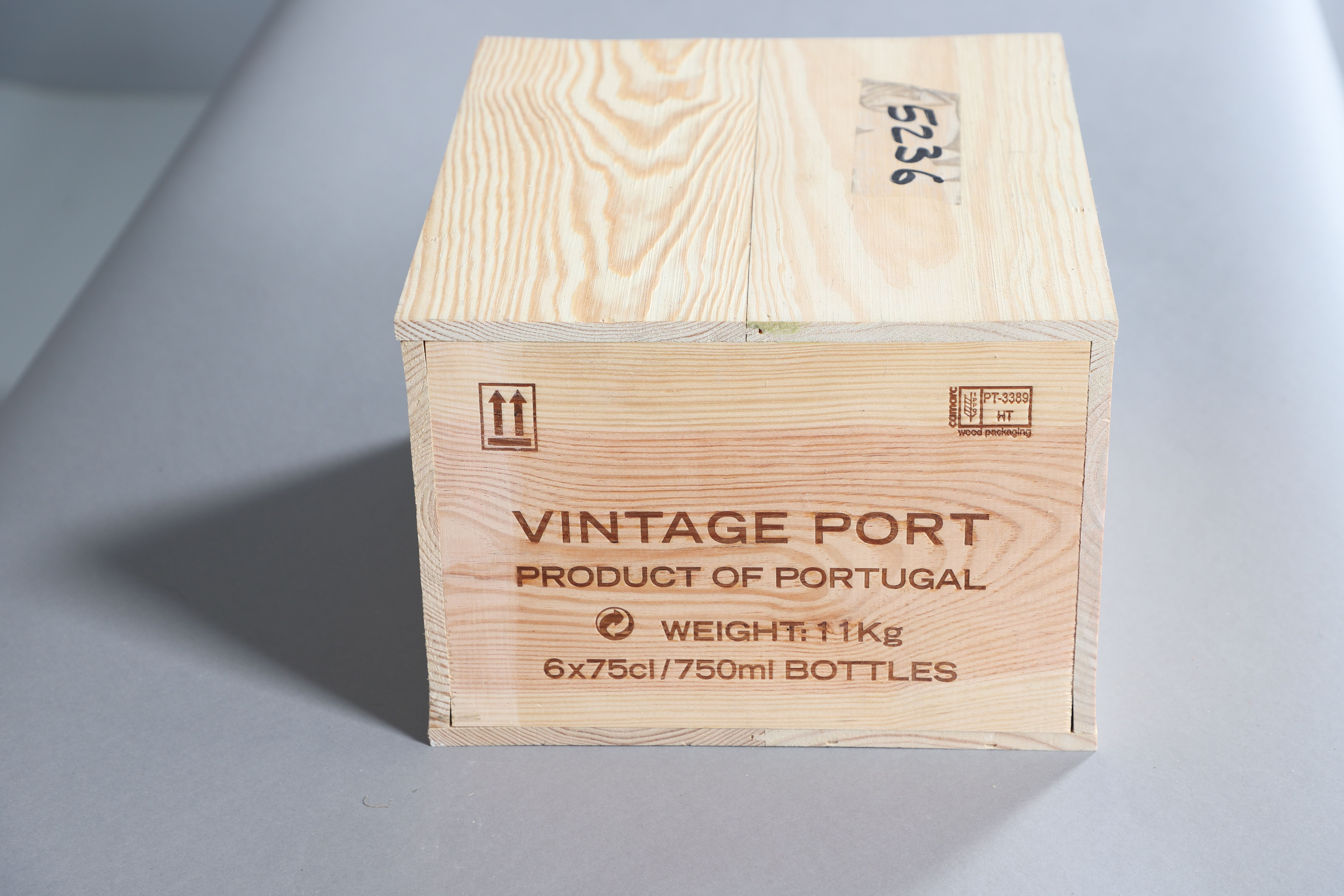 DOW'S VINTAGE PORT 2016 - CASED. - Image 3 of 4