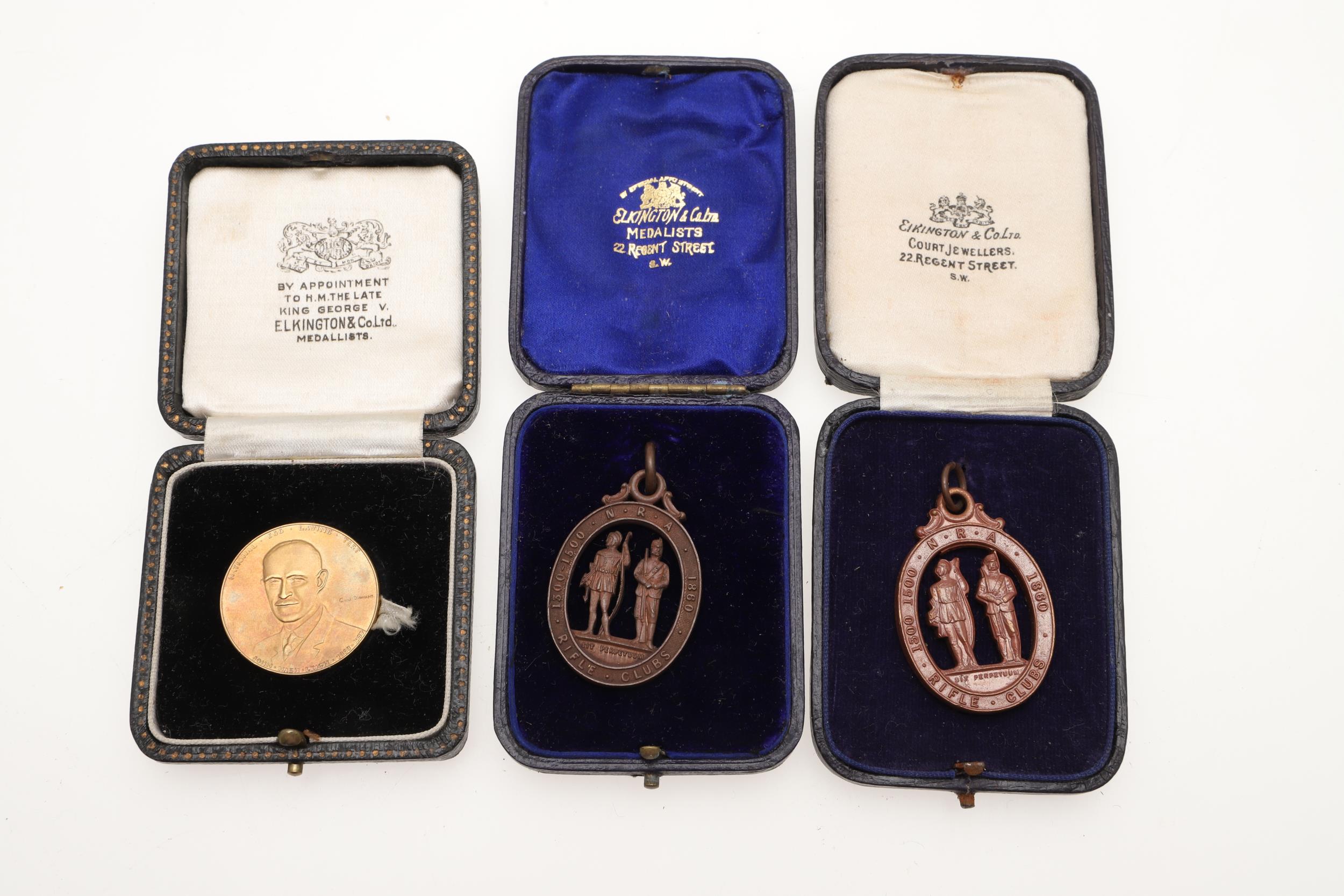 AN EXTENSIVE COLLECTION OF GOLD, SILVER AND BRONZE MEDALS FOR EGG LAYING. - Image 19 of 23