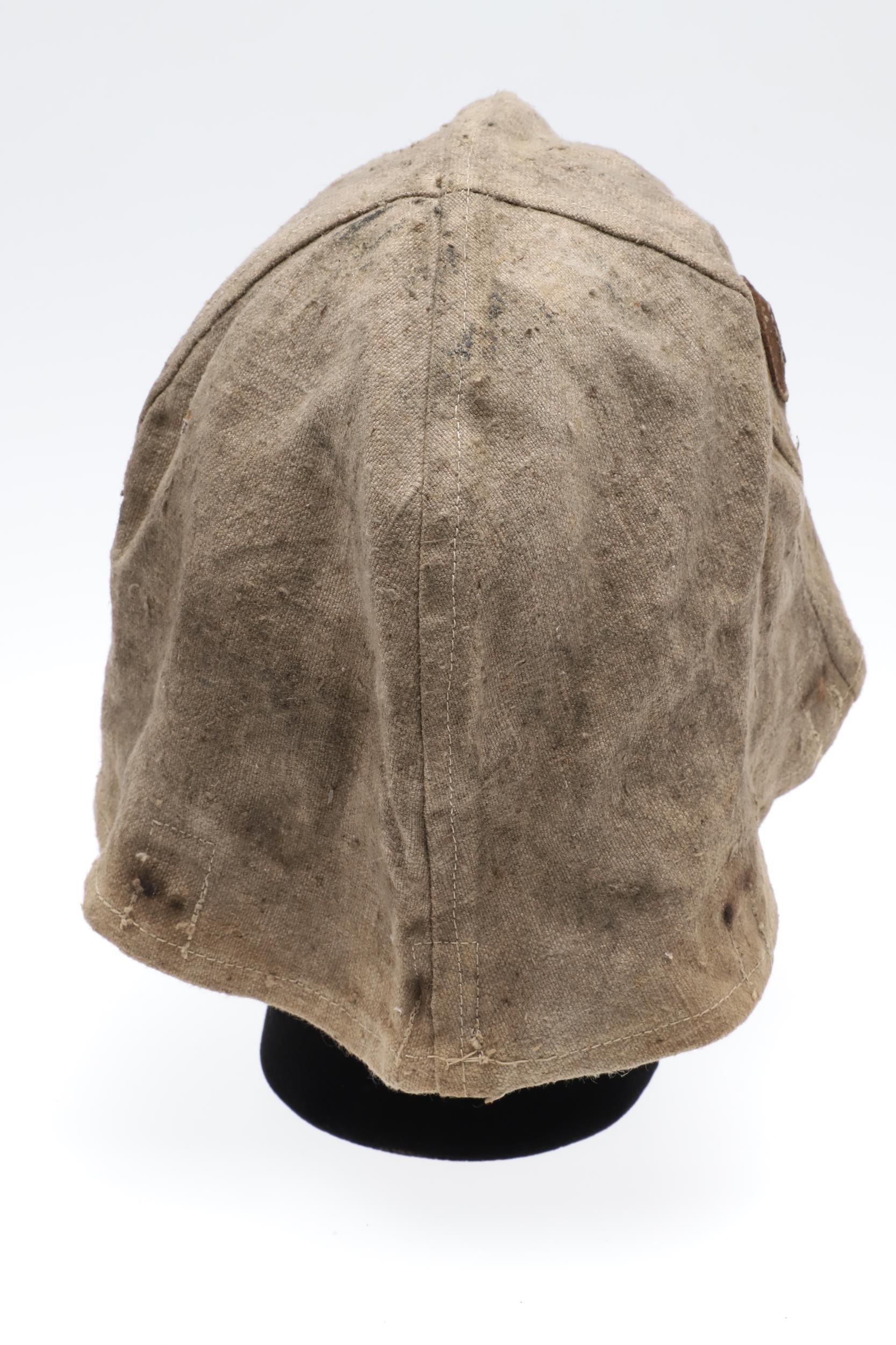 A FIRST WORLD WAR GERMAN STEEL HELMET CLOTH COVER. - Image 4 of 7