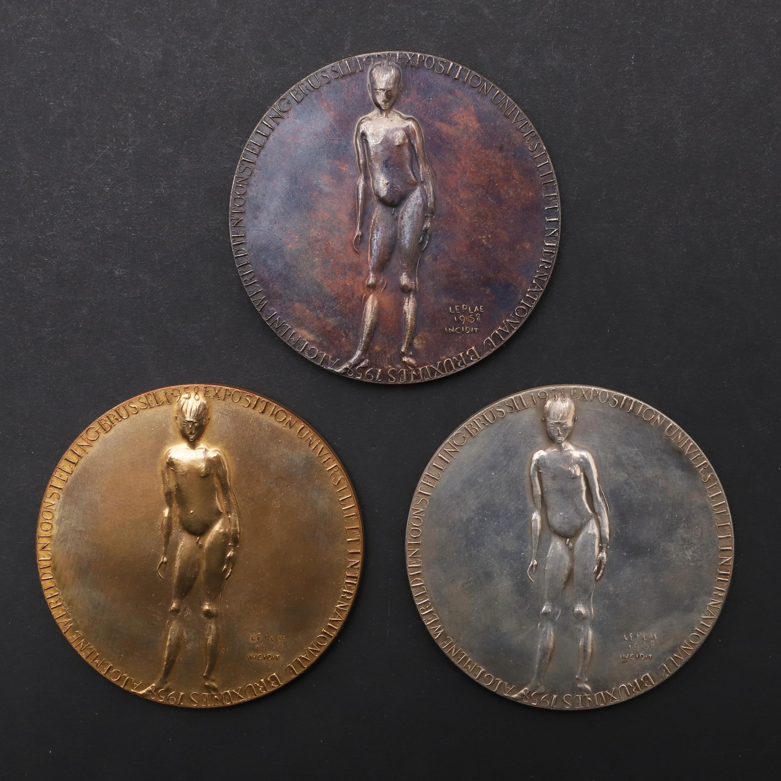 A SET OF THREE HISTORIC MEDALS FROM THE EXPOSITION UNIVERSELLE AND INTERNATIONALE, BRUSSELS 1958.