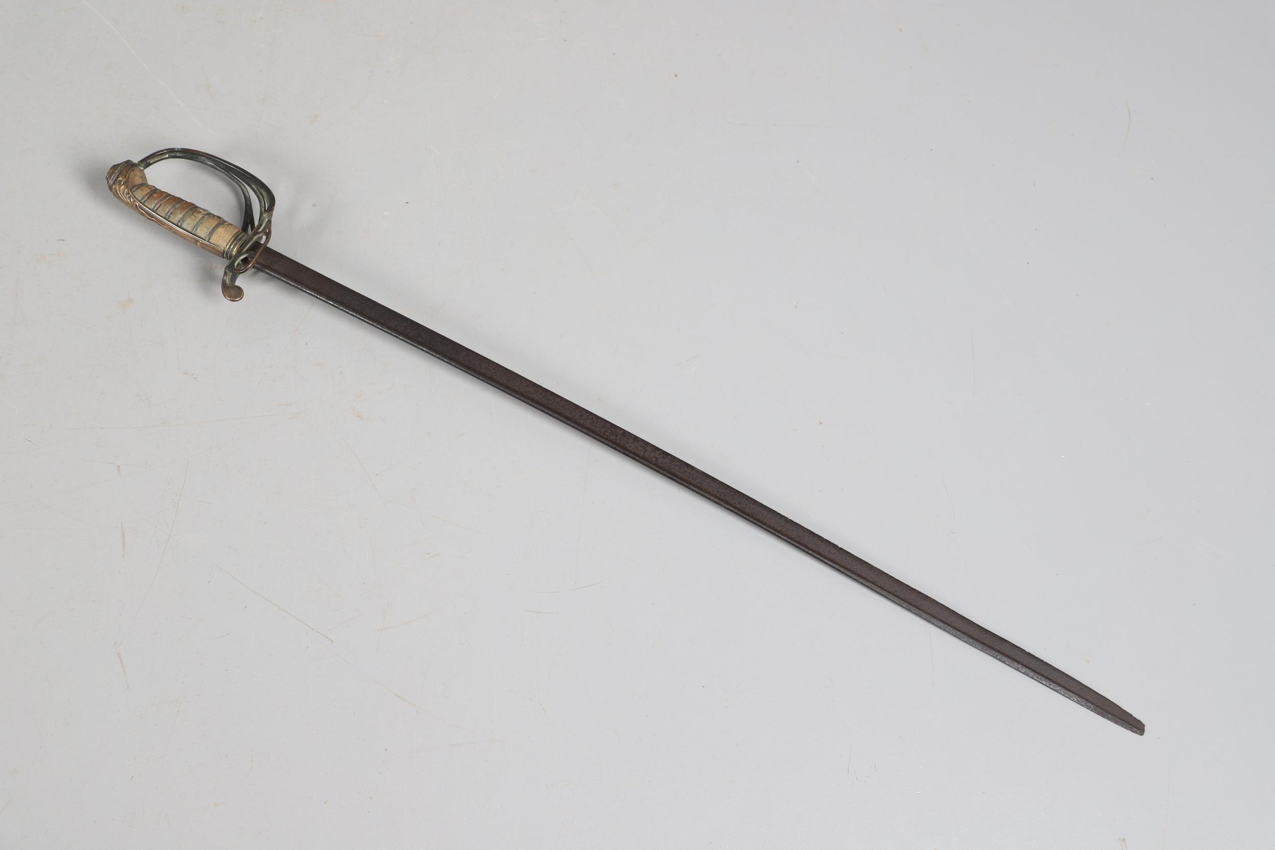 AN EAST INDIA COMPANY OFFICER'S 1822 PATTERN SWORD. - Image 7 of 10