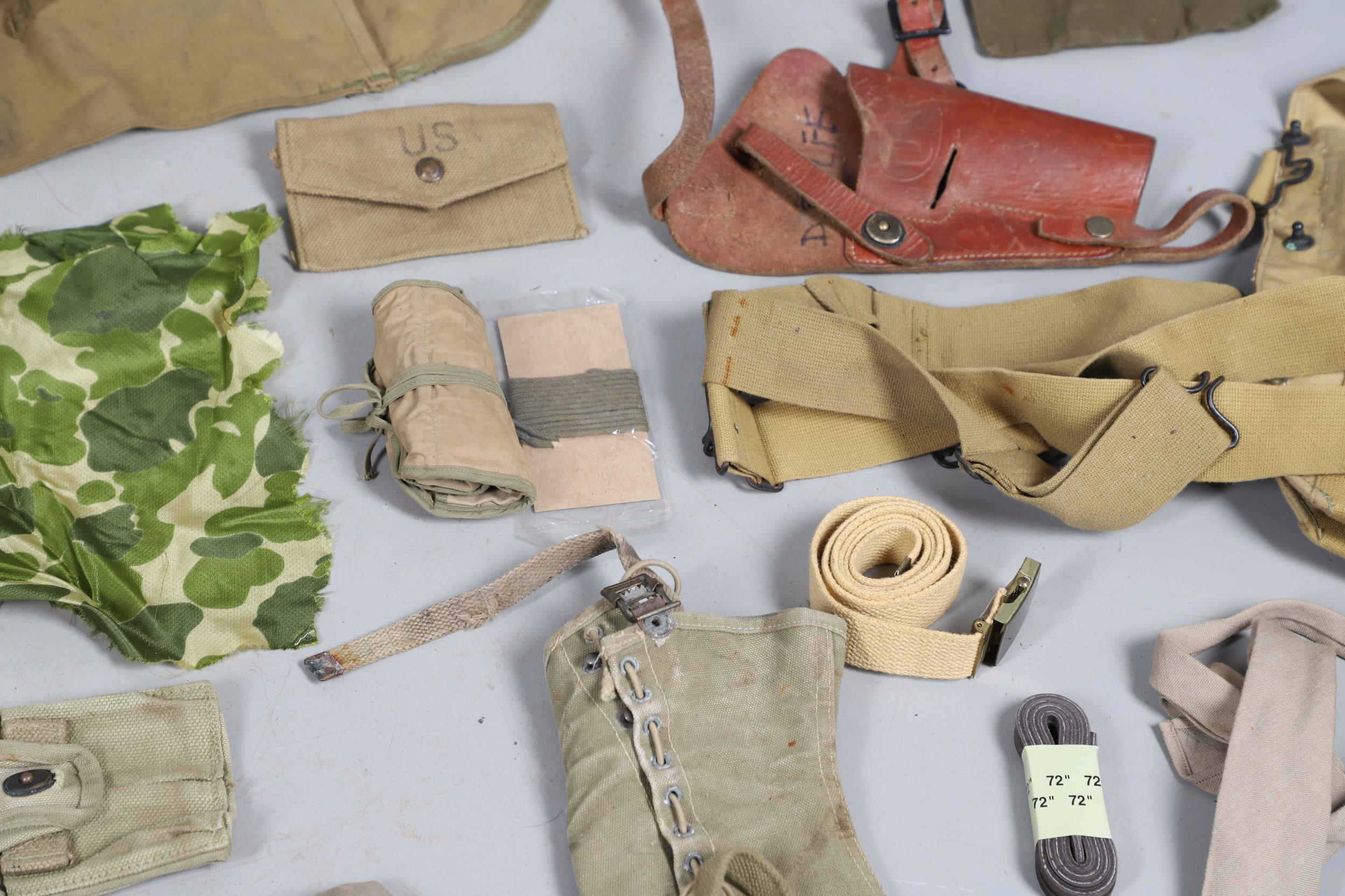 A COLLECTION OF SECOND WORLD WAR AND LATER AMERICAN WEBBING AND SIMILAR ITEMS. - Image 16 of 29