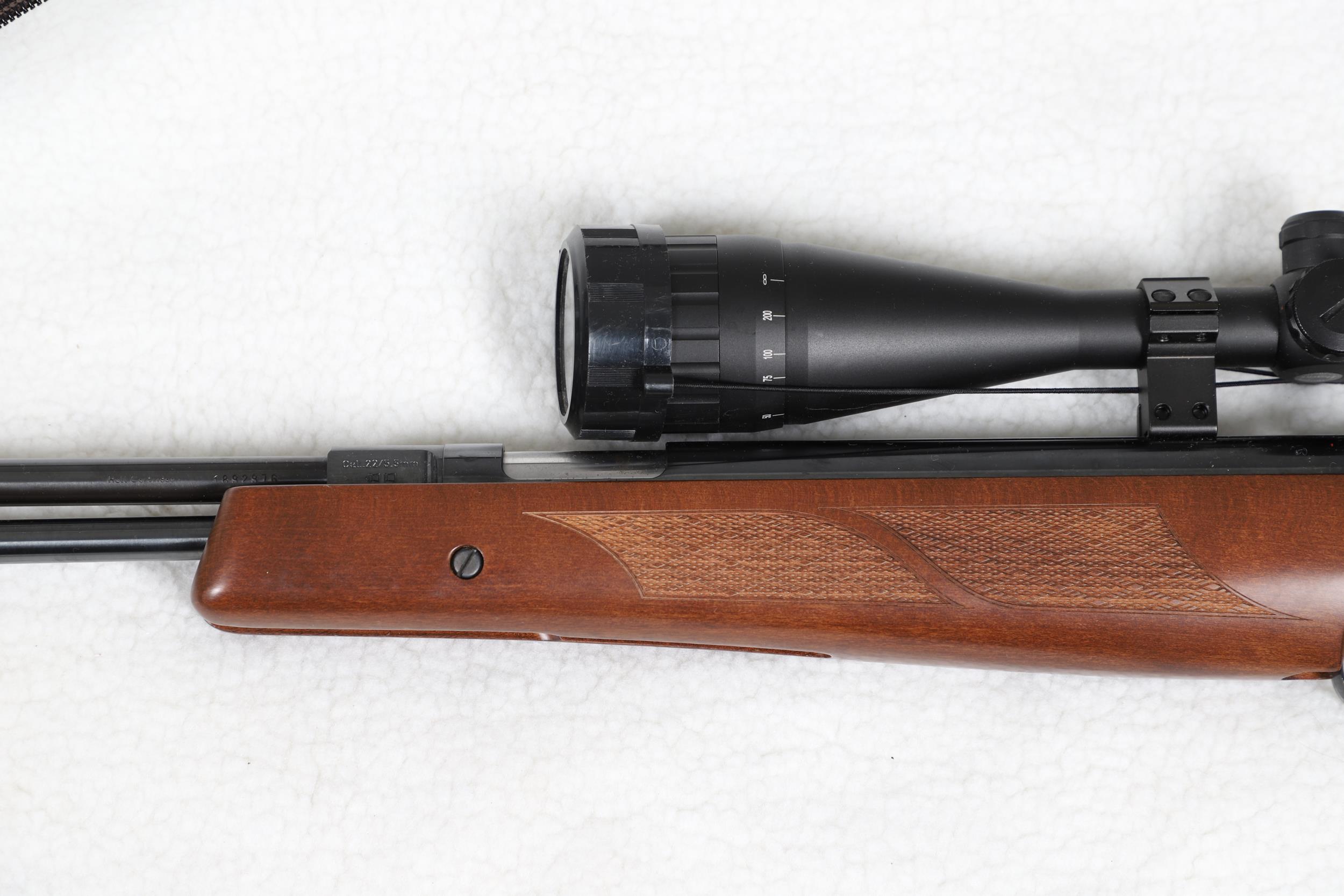 A WEIHRAUCH HW 97K .22 AIR RIFLE AND TRAVELLING CASE. - Bild 9 aus 16