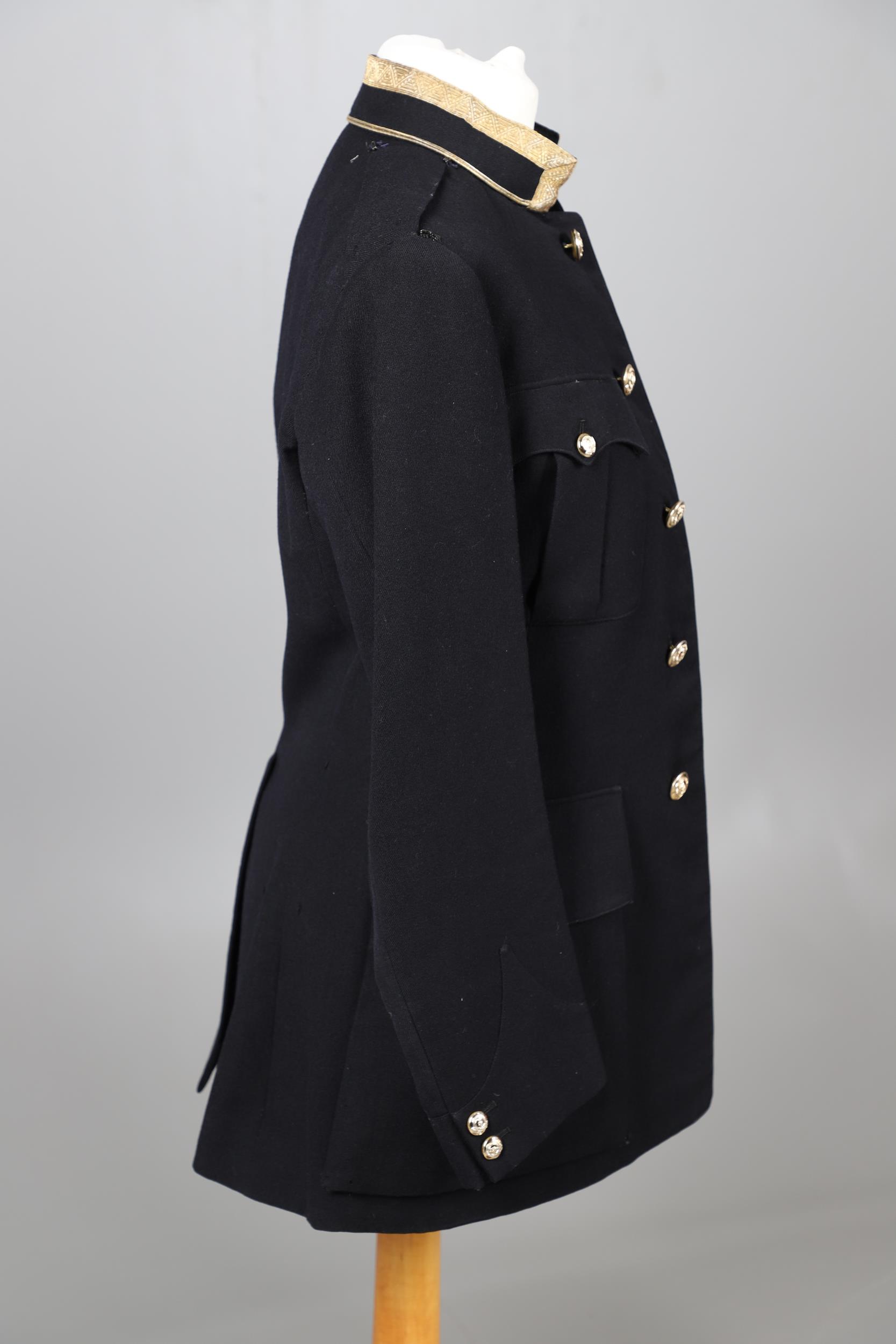 A POST SECOND WORLD WAR MESS JACKET AND BLUES UNIFORM FOR THE 15/19TH HUSSARS. - Bild 13 aus 34