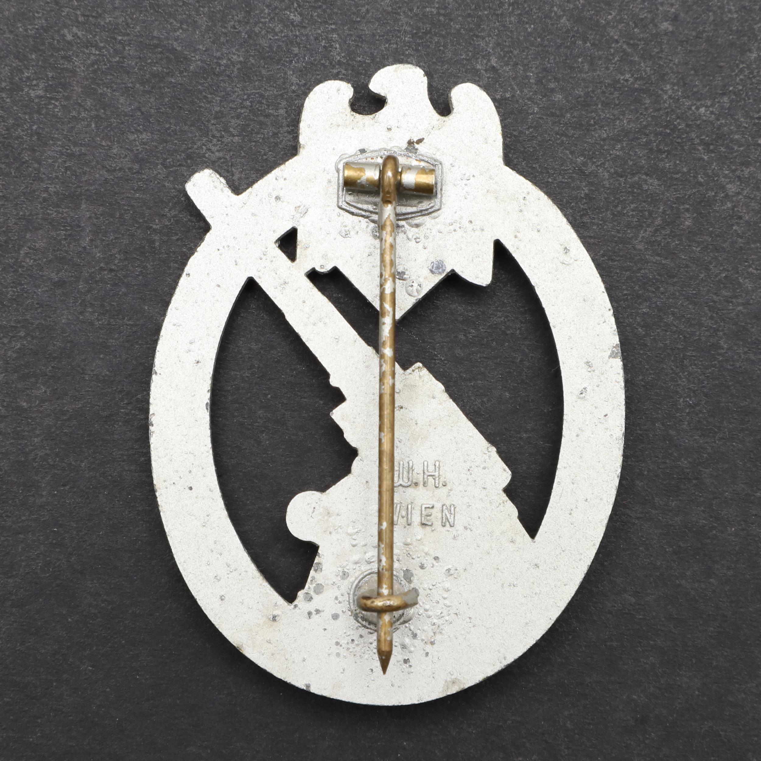 A SECOND WORLD WAR GERMAN ARMY FLAK BADGE. - Image 4 of 4