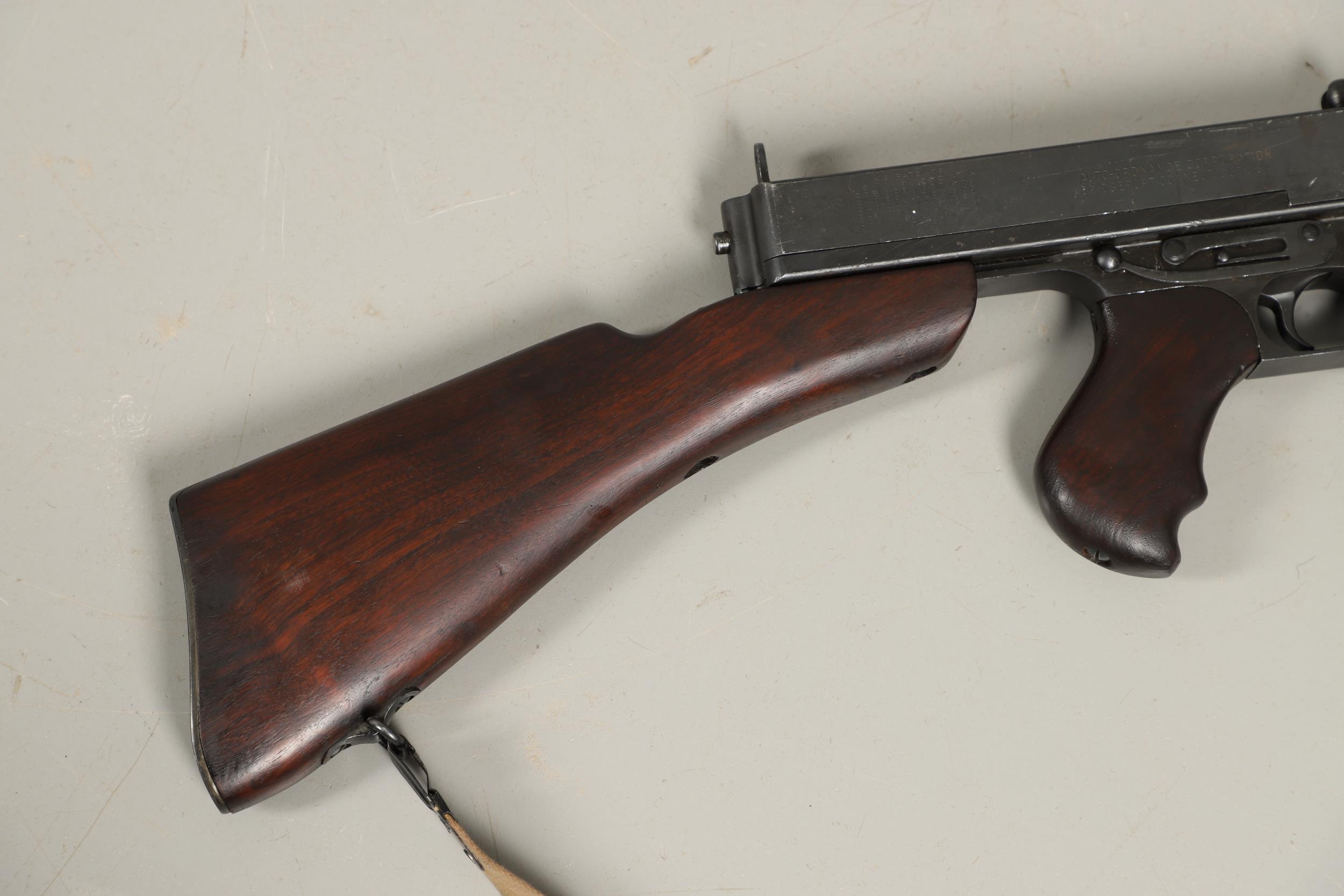 A DEACTIVATED AUTO-ORDNANCE CORPORATION THOMPSON .45 ACP SUBMACHINE GUN. - Image 12 of 29