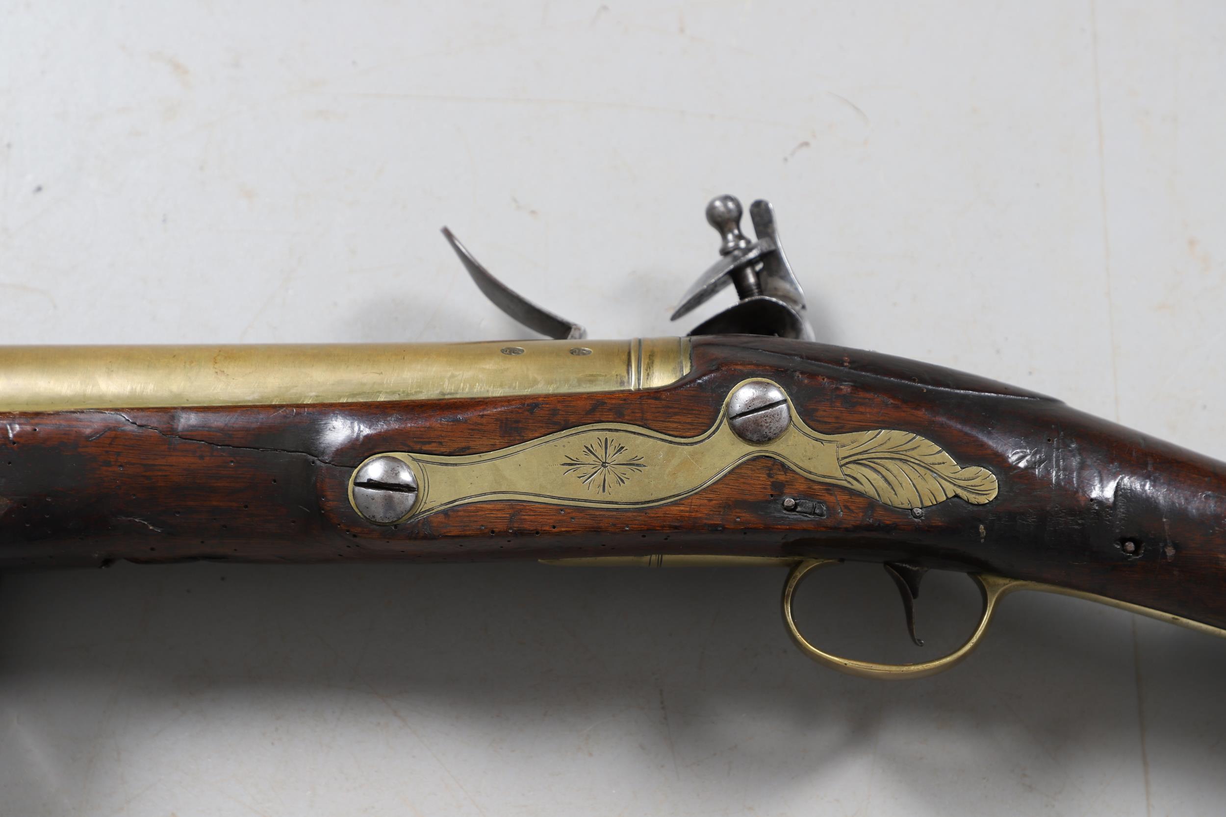 AN ENORMOUS LATE 18TH CENTURY SHIP MOUNTED CUSTOMS FLINTLOCK MUSKETOON. - Image 15 of 24