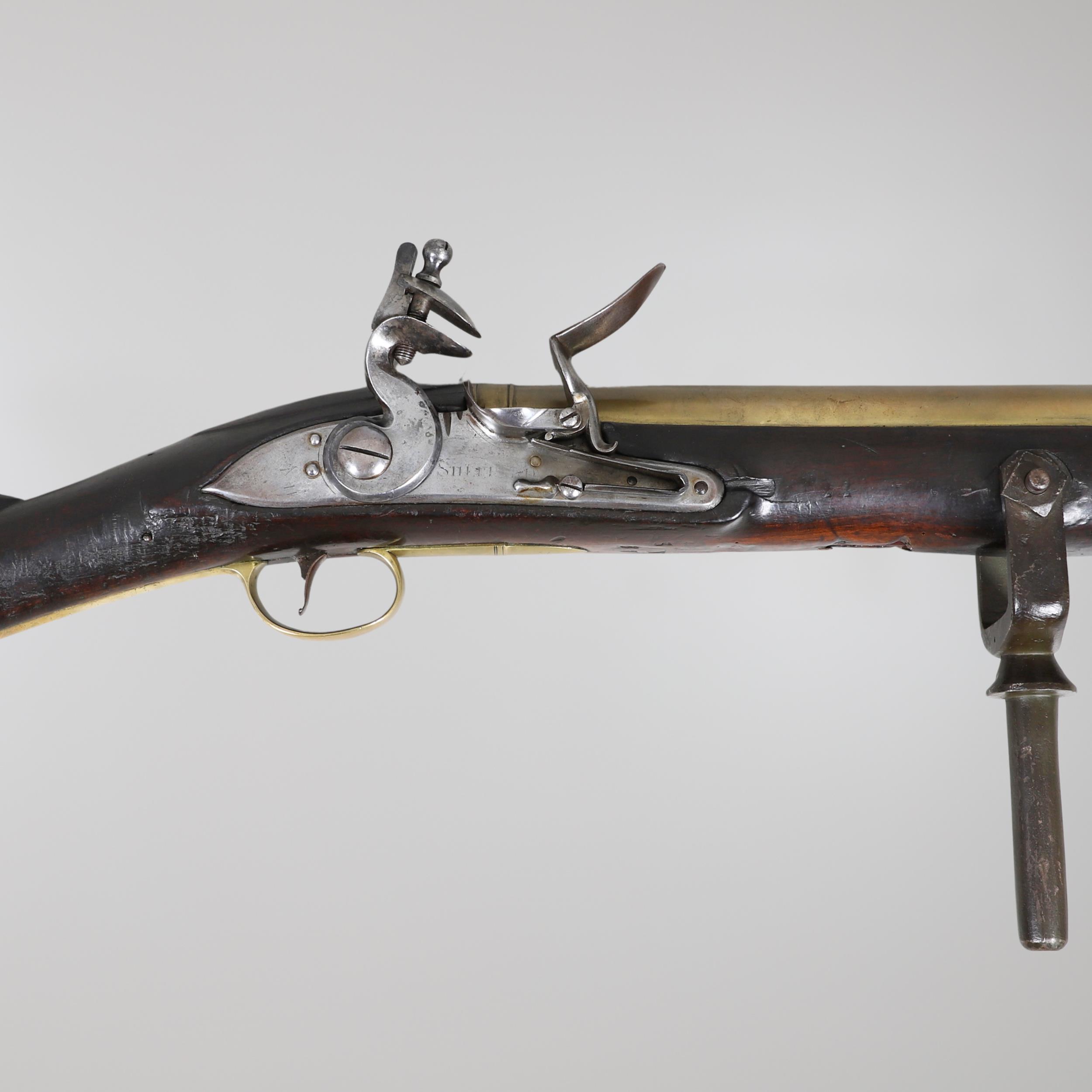 AN ENORMOUS LATE 18TH CENTURY SHIP MOUNTED CUSTOMS FLINTLOCK MUSKETOON.