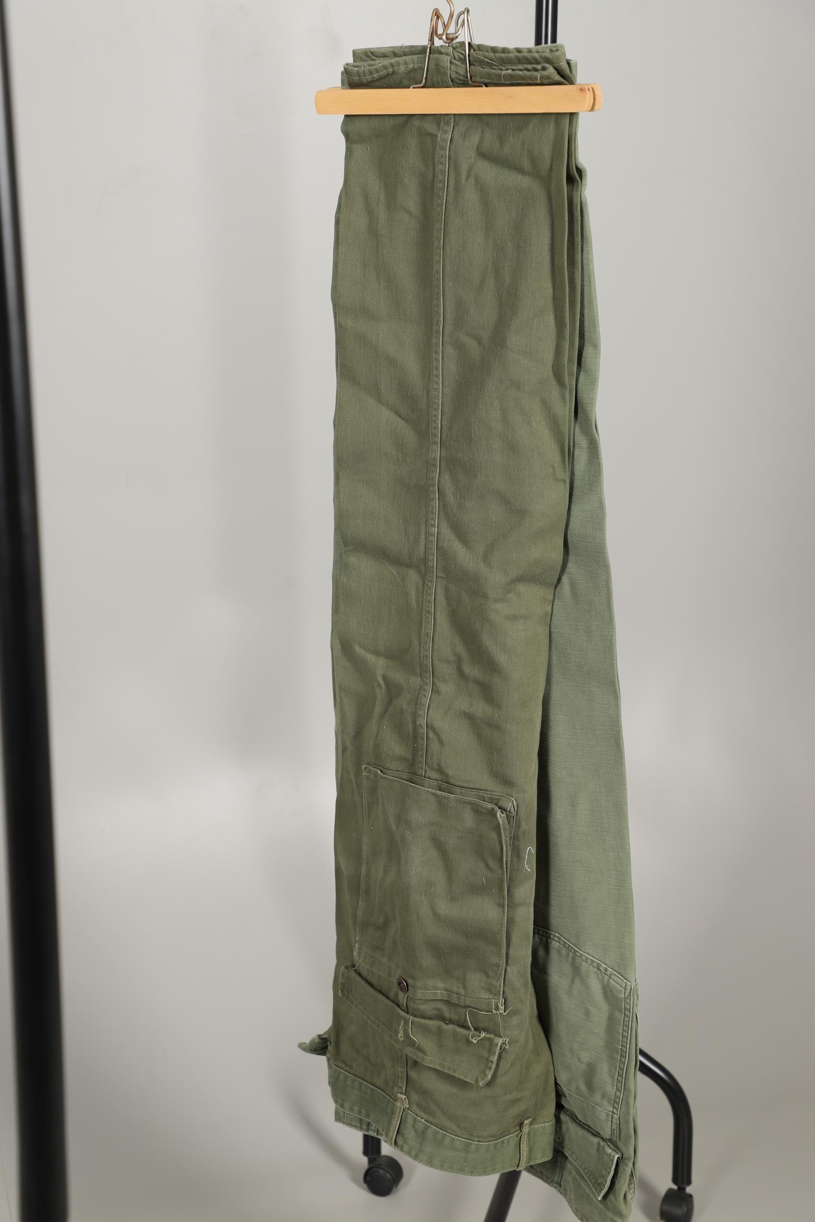 AN AMERICAN ARMY M65 FIELD COAT AND OTHERS. - Image 13 of 15