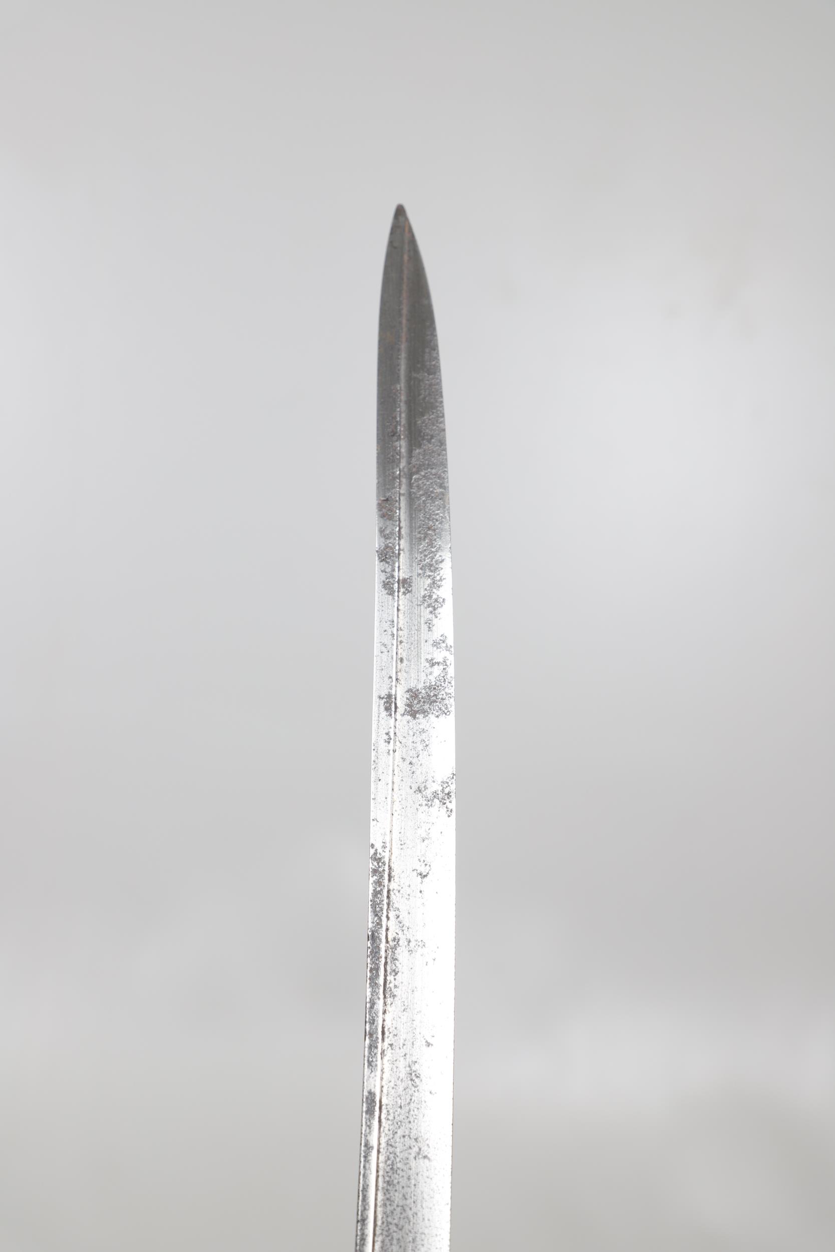 AN 1822 PATTERN LIGHT CAVALRY OFFICER'S SWORD BY BARLOW OF LONDON. - Image 5 of 14