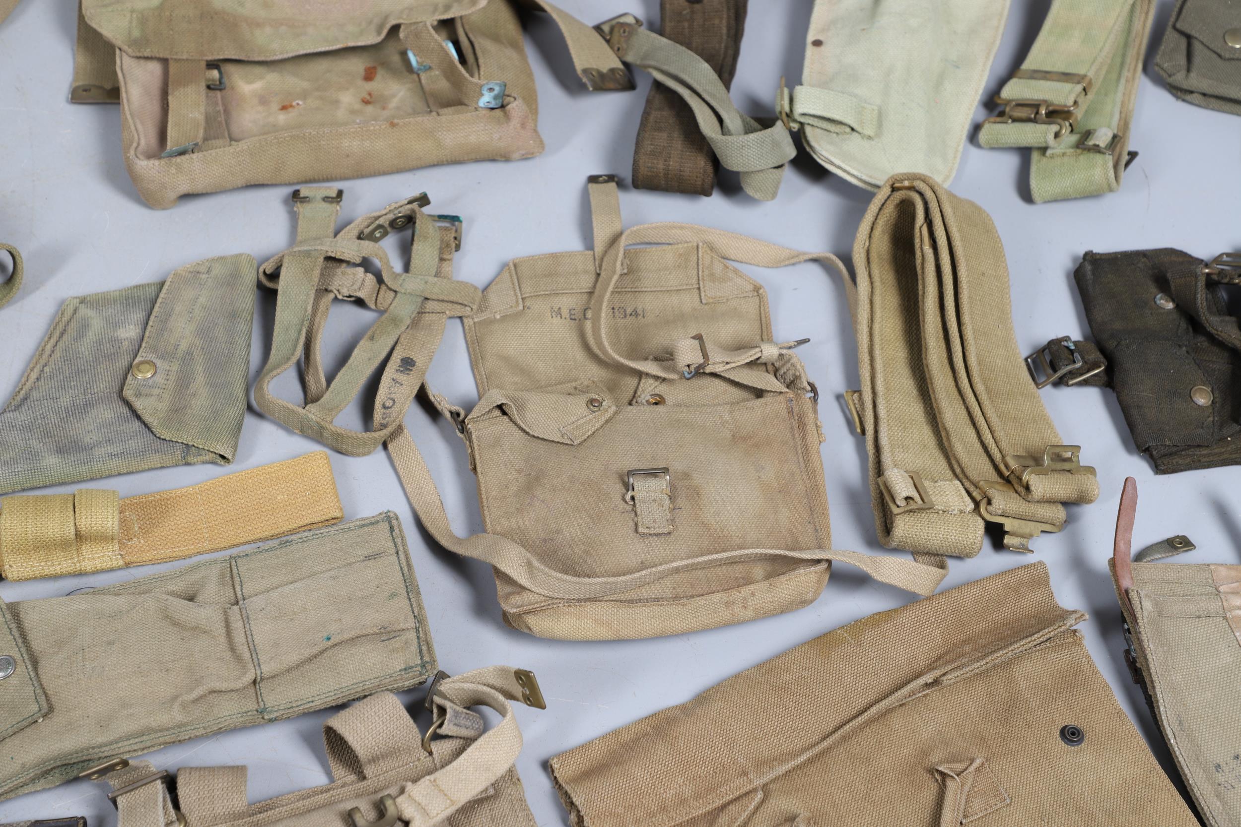 A LARGE COLLECTION OF SECOND WORLD WAR AND LATER WEBBING AND SIMILAR ITEMS. - Image 18 of 27