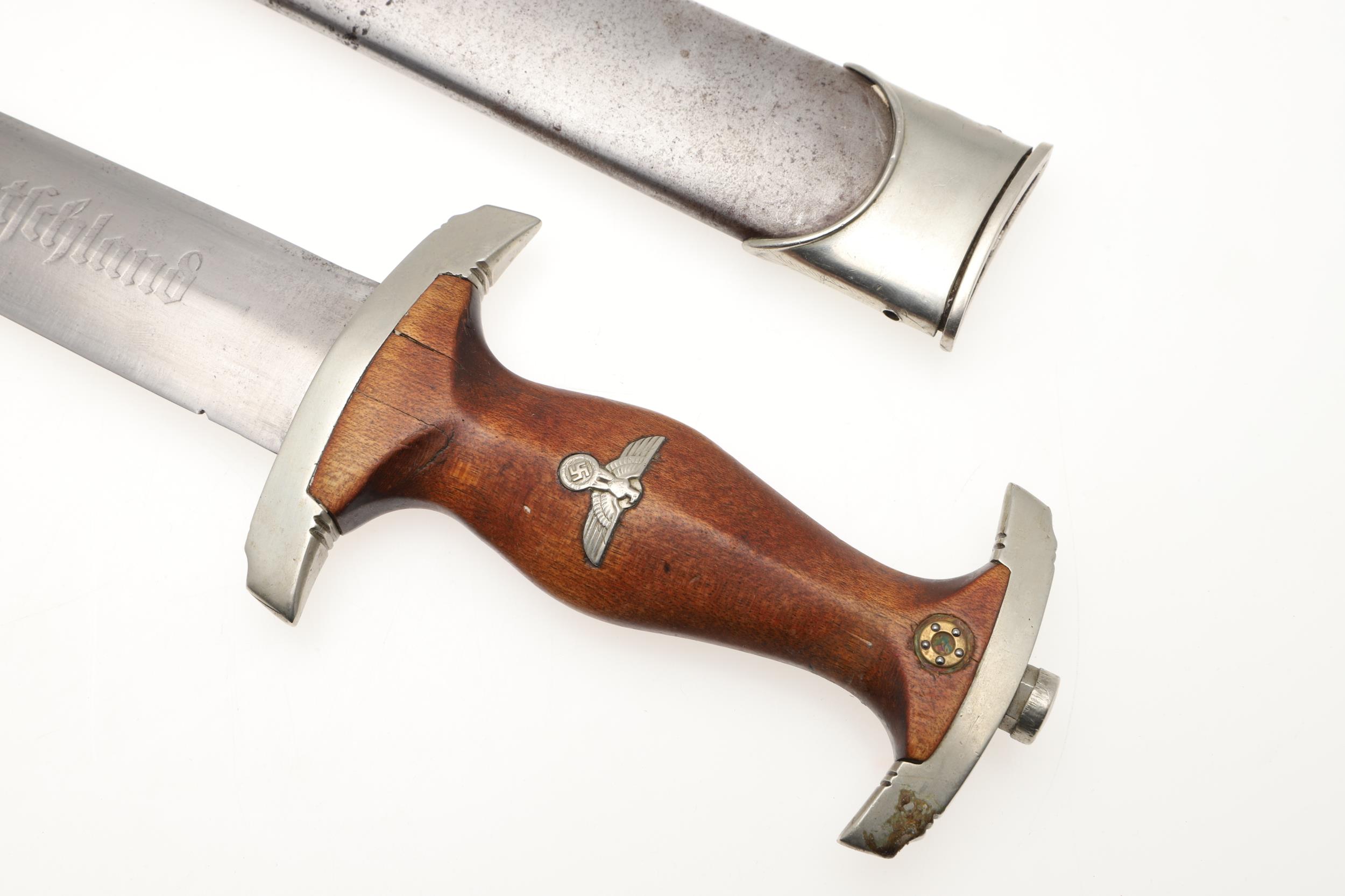 A SECOND WORLD WAR GERMAN SA DAGGER AND SCABBARD. - Bild 6 aus 8